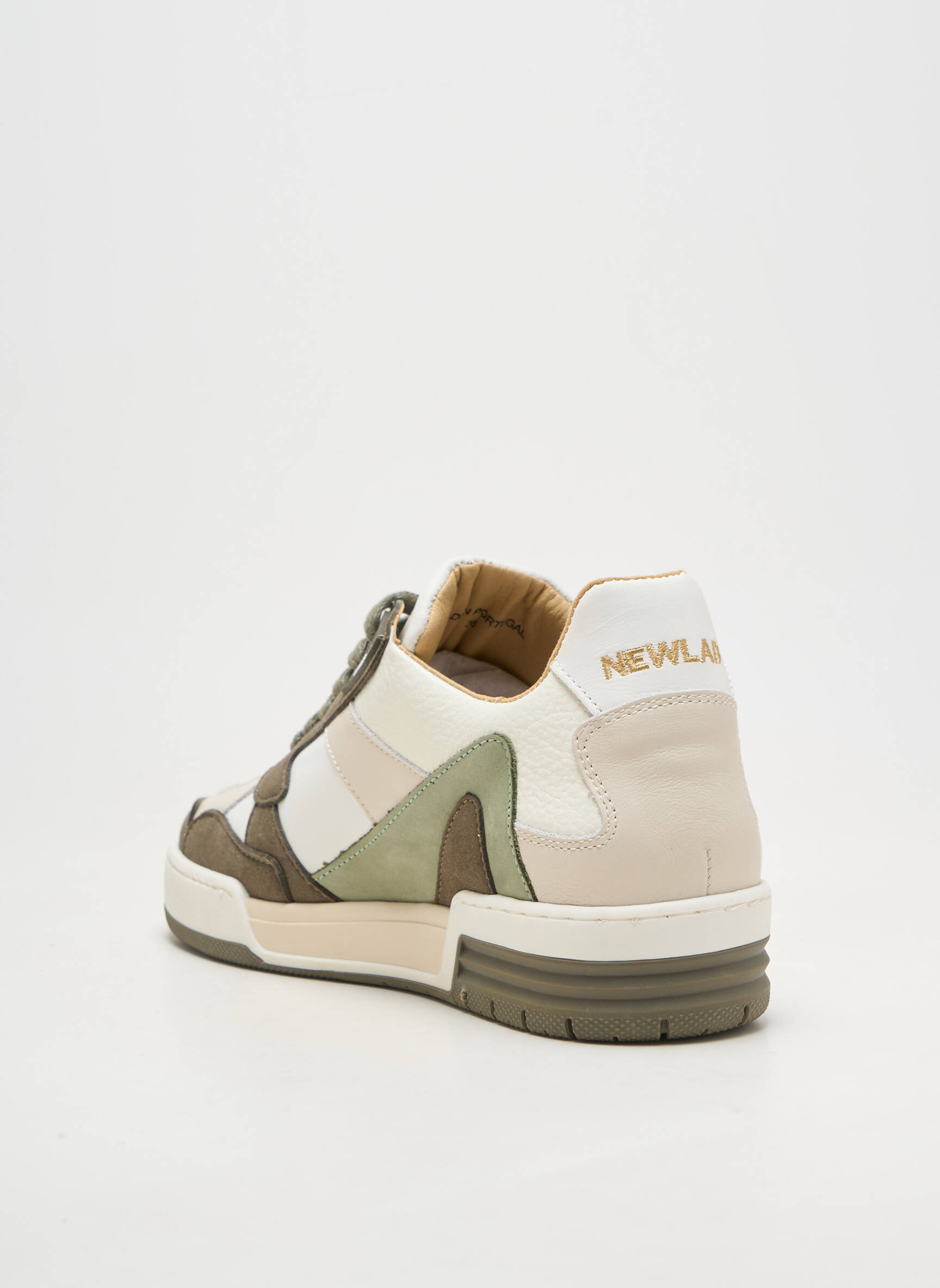 Baskets matière lisse talon plat jusqu'à 3cm vert NEWLAB femme
