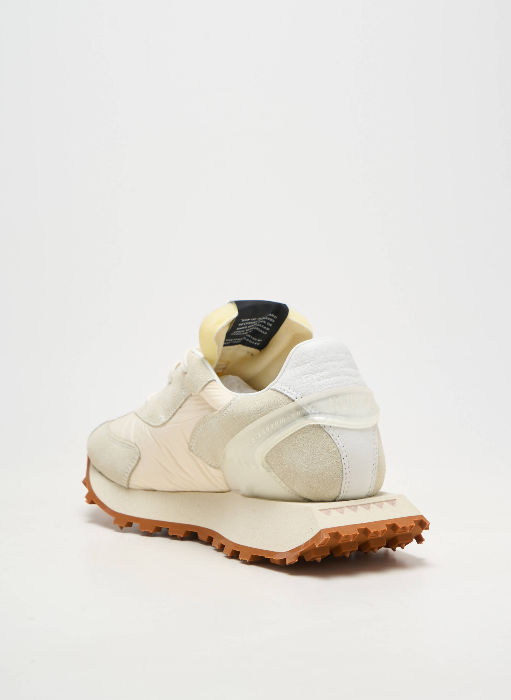 Baskets bout rond talon plat jusqu'à 3cm blanc RUN OF femme
