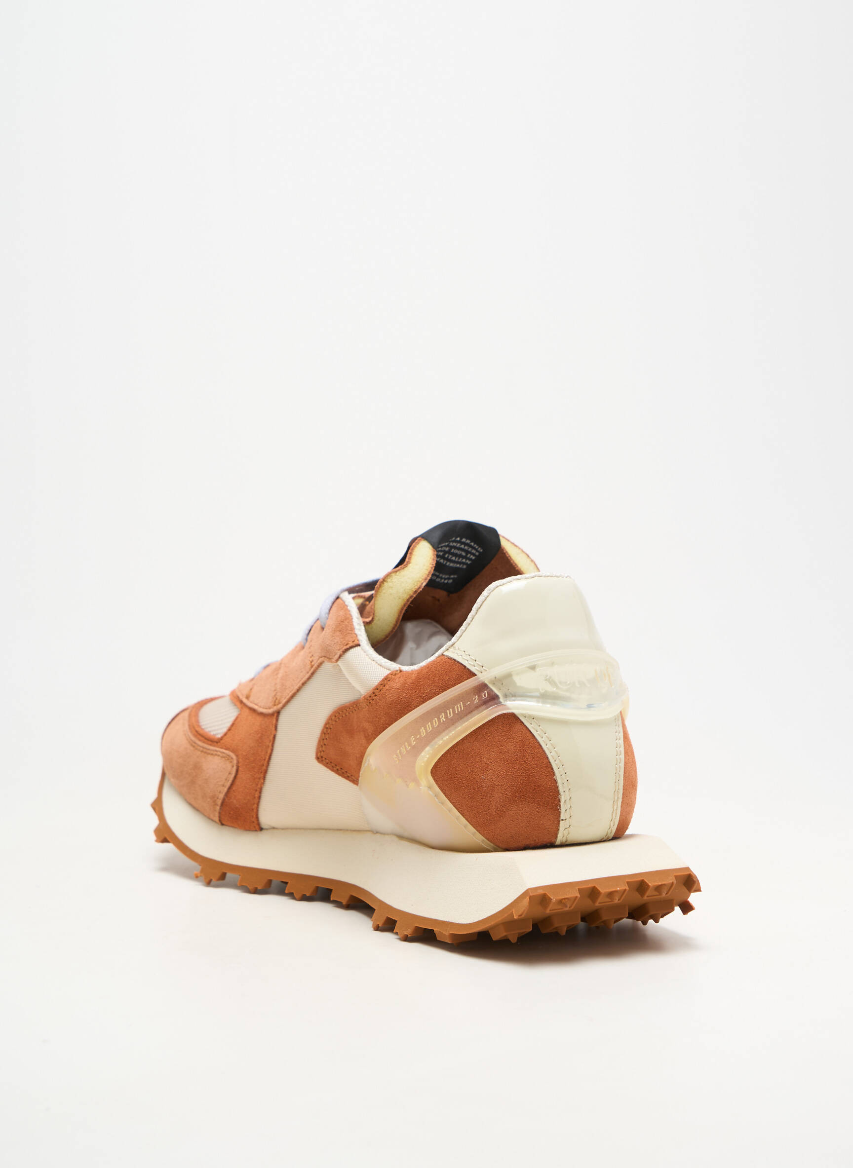 Baskets bout rond bout rond orange RUN OF unisexe
