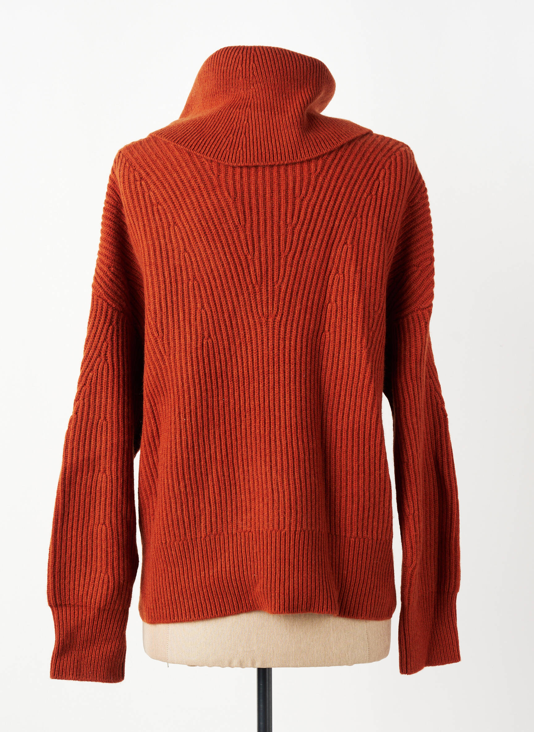 Pull col roulé coupe droite manches longues orange BERENICE femme