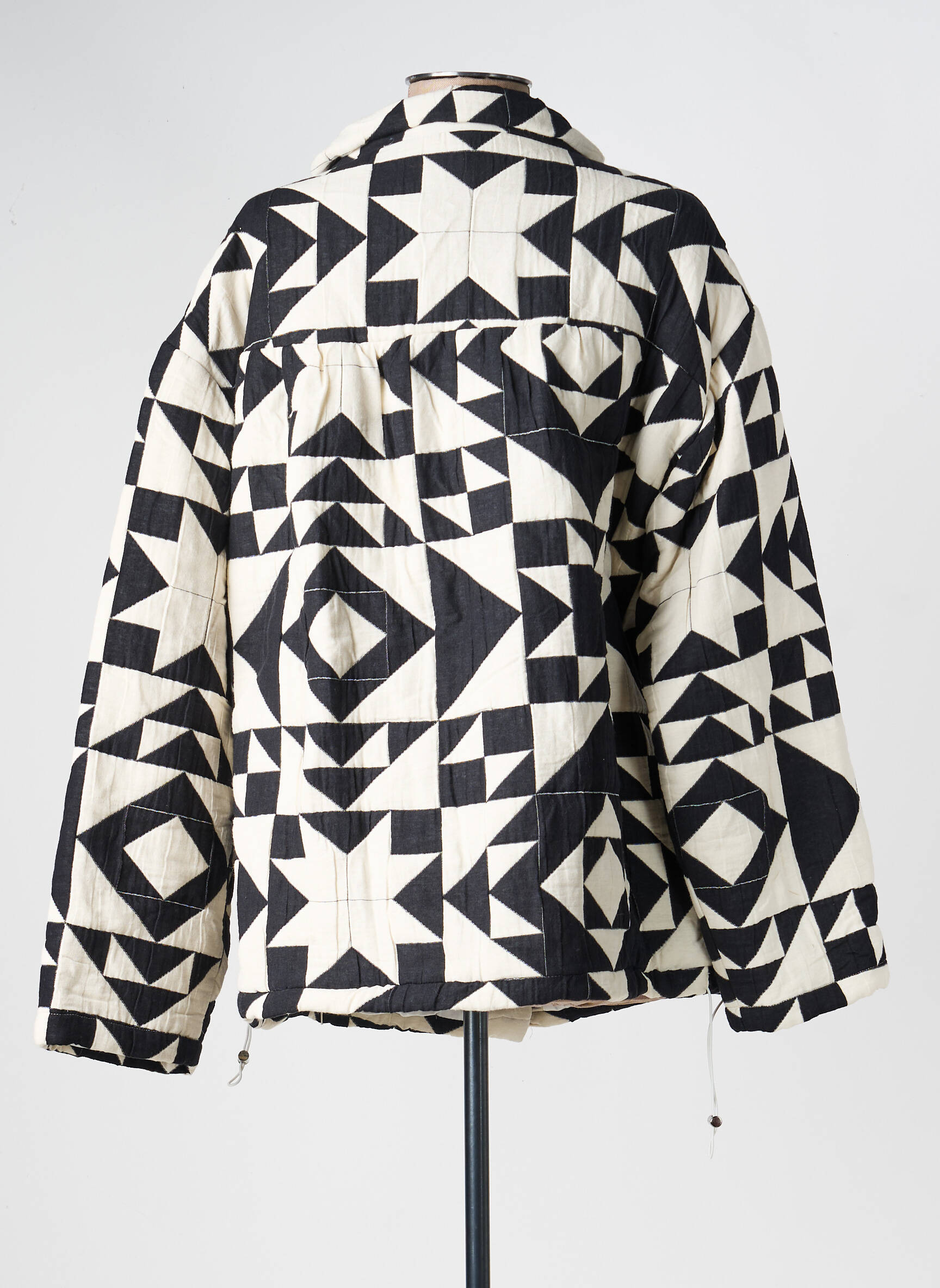 Manteau court poches sans capuche noir HOD femme