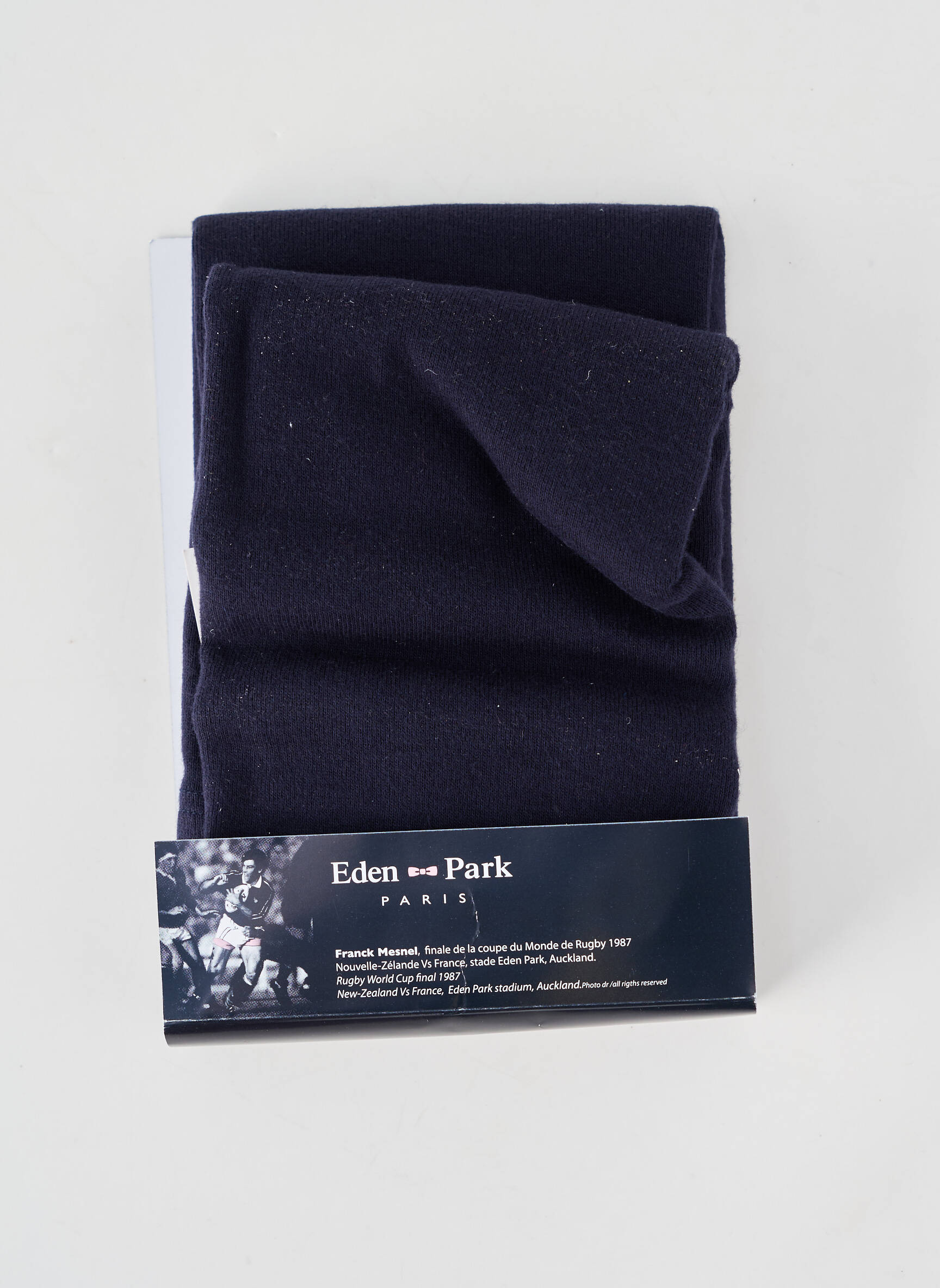 Débardeur coupe cintrée sans manche noir EDEN PARK homme
