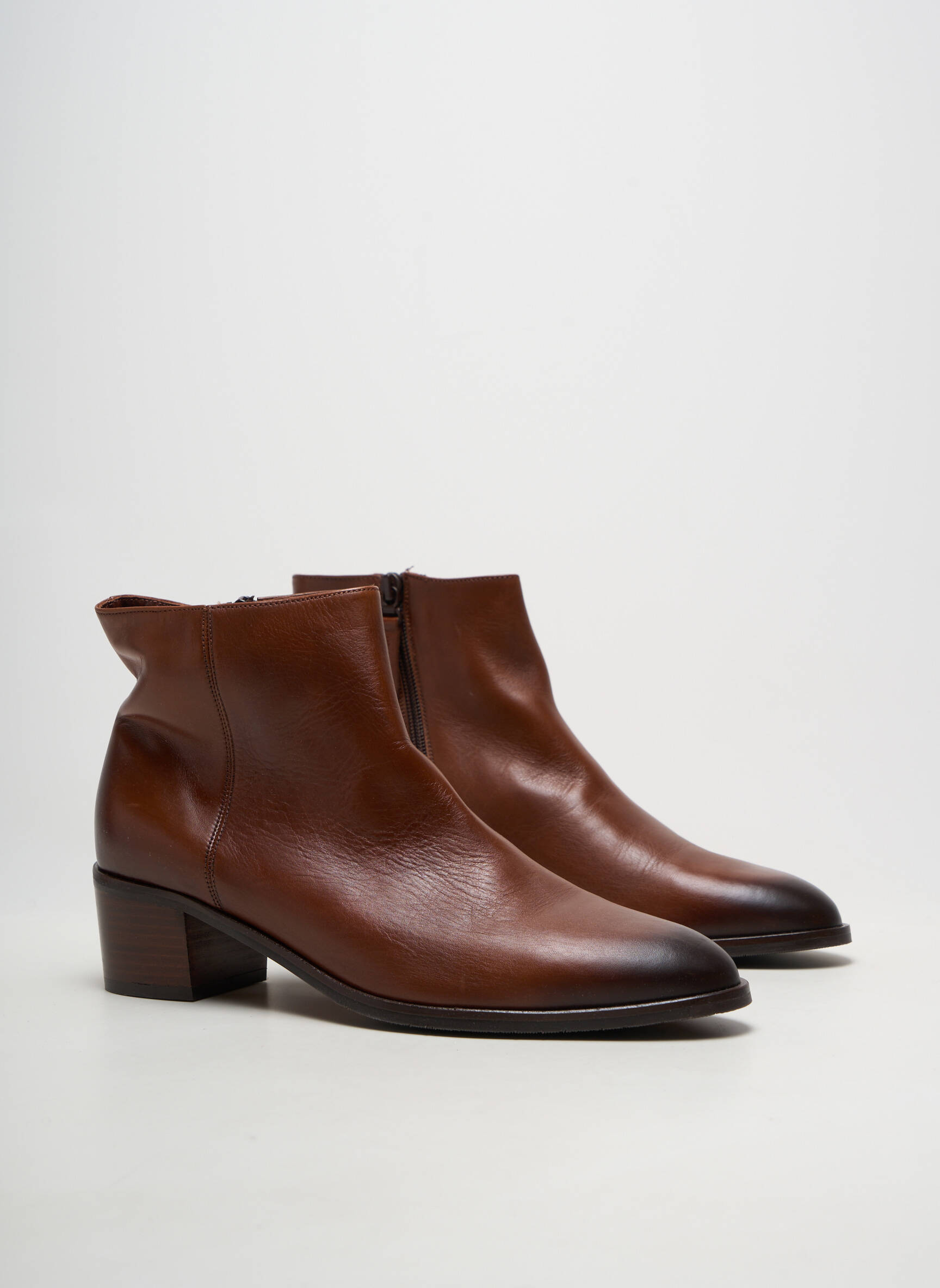 Bottines/boots matière lisse talon de 4 à 6cm marron PERTINI femme