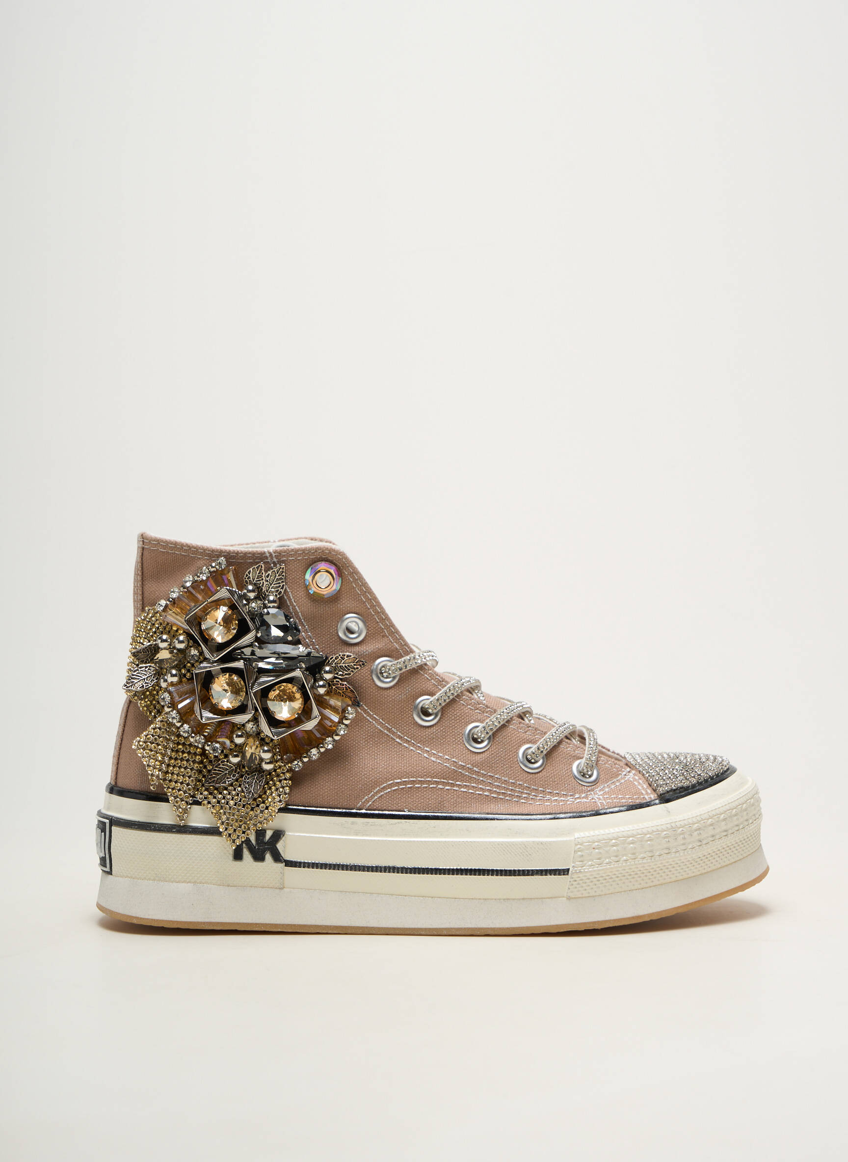 Baskets bout rond talon plat jusqu'à 3cm marron NAN-KU femme