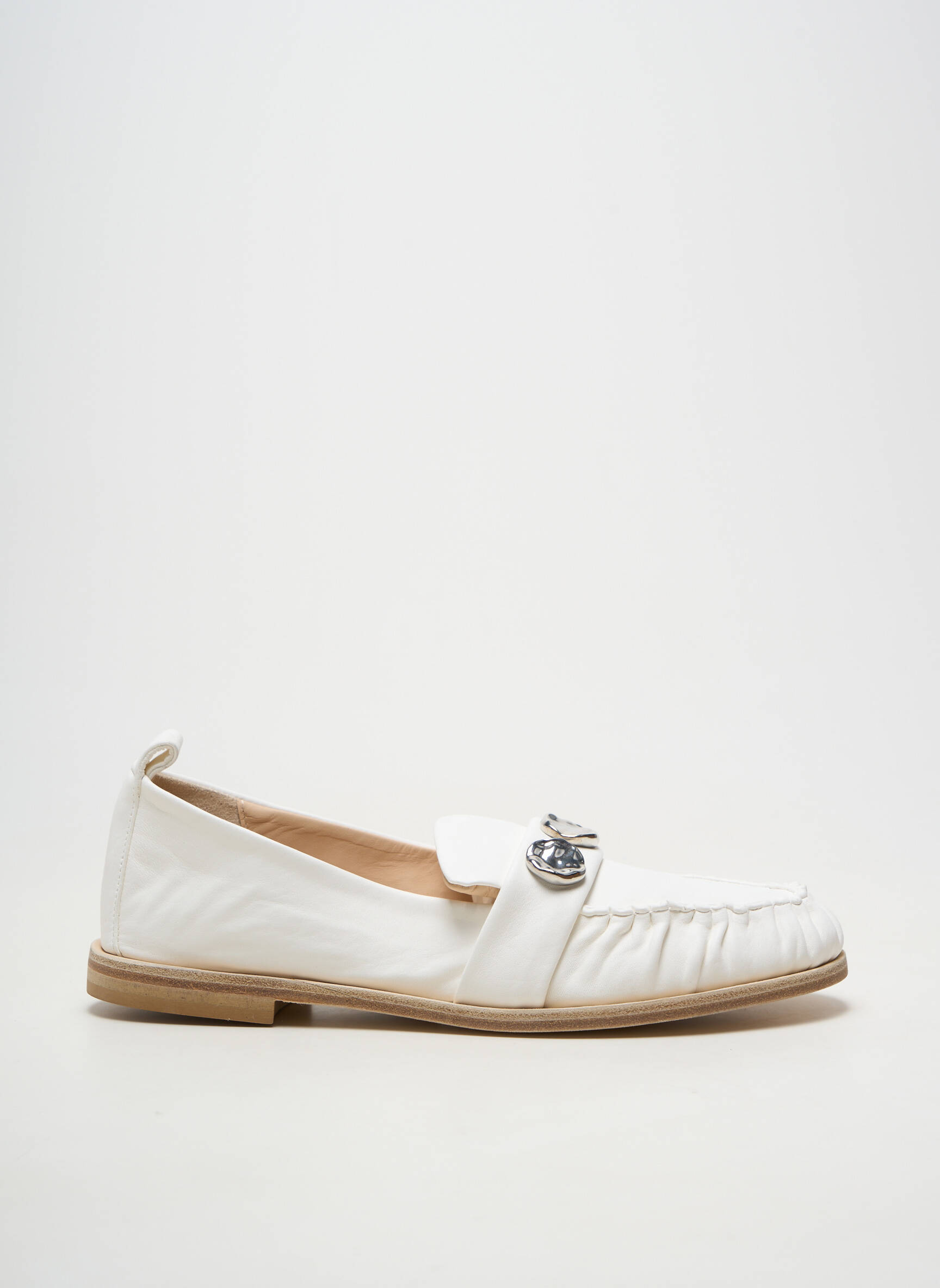 Mocassins chiquet talon plat jusqu'à 3cm blanc FRU.IT femme