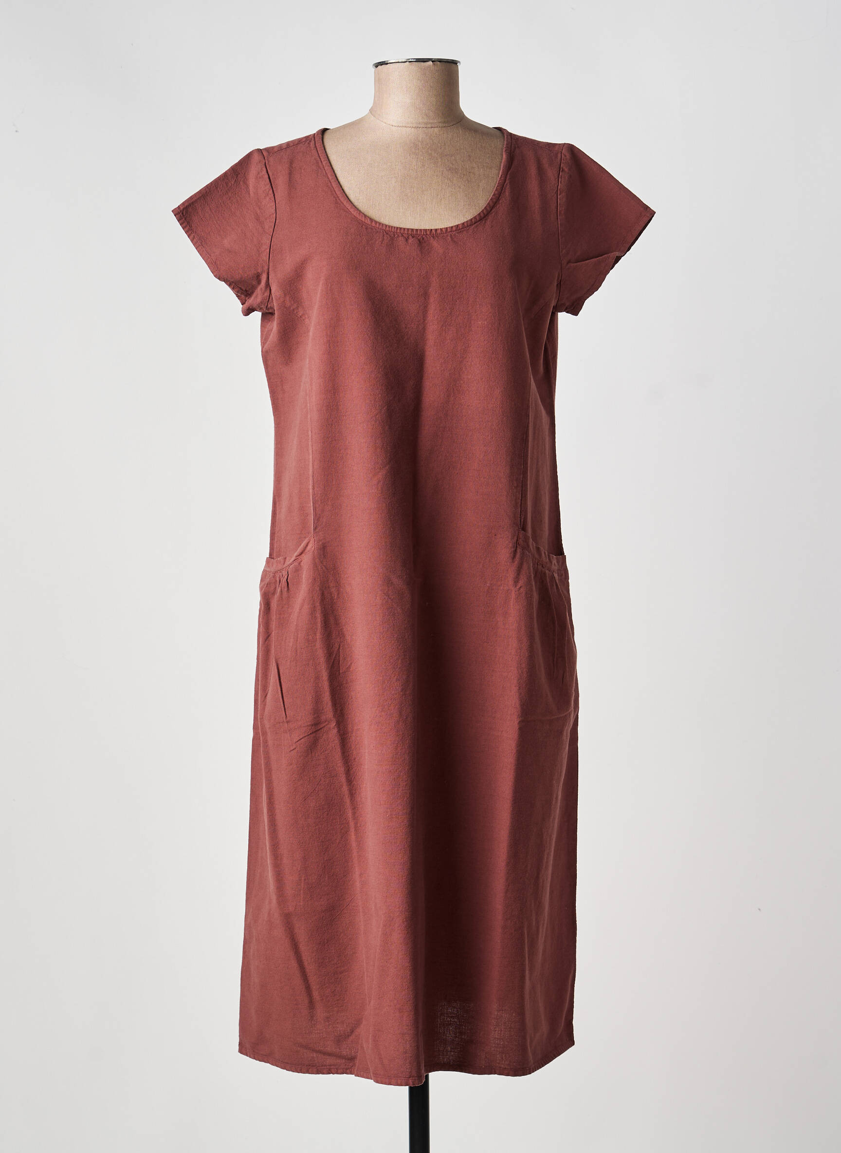 Robe mi-longue tissage crêpe manches courtes marron AGATHE & LOUISE femme