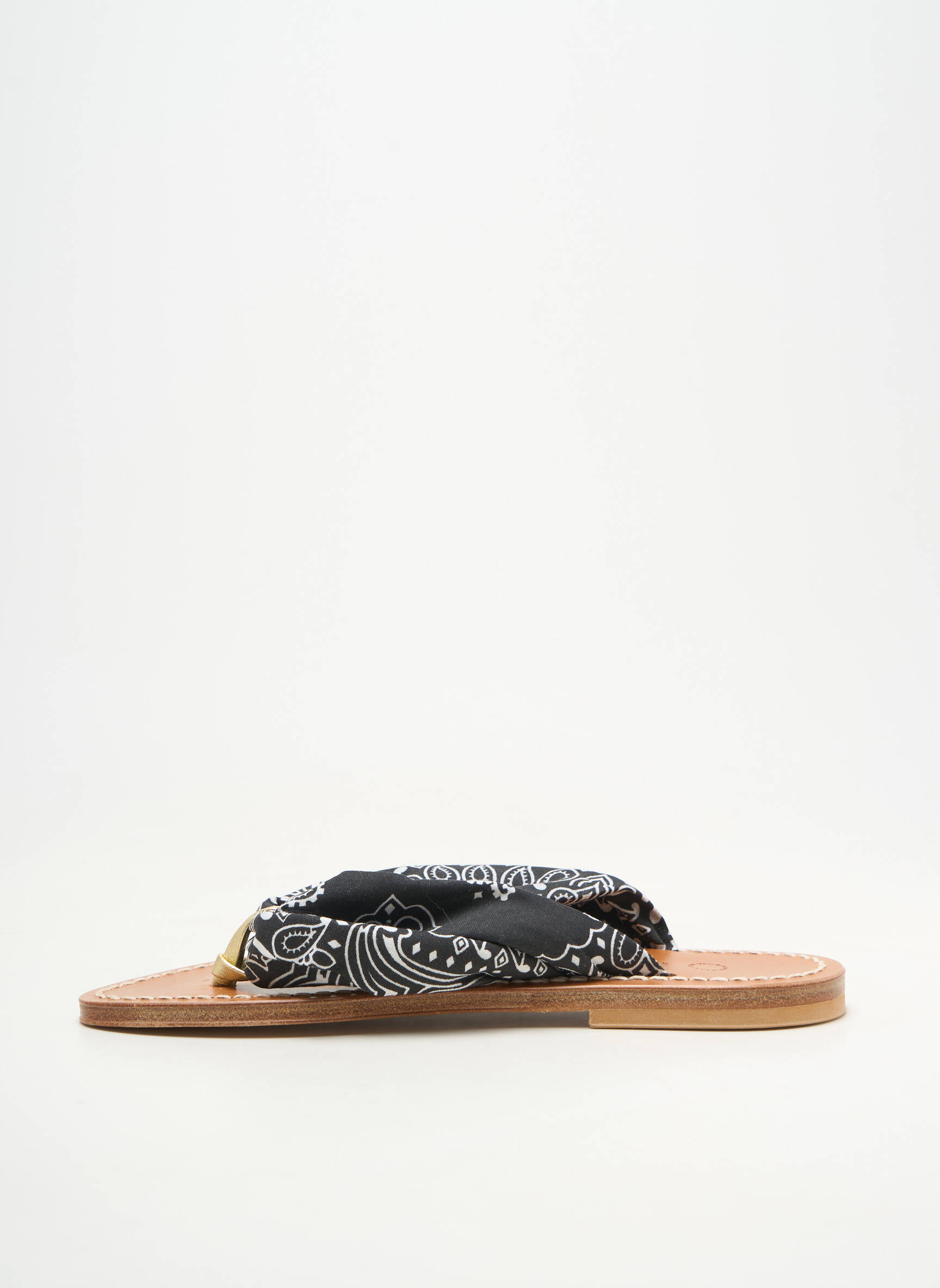 Tongs chiquet talon plat jusqu'à 3cm noir K.JACQUES femme