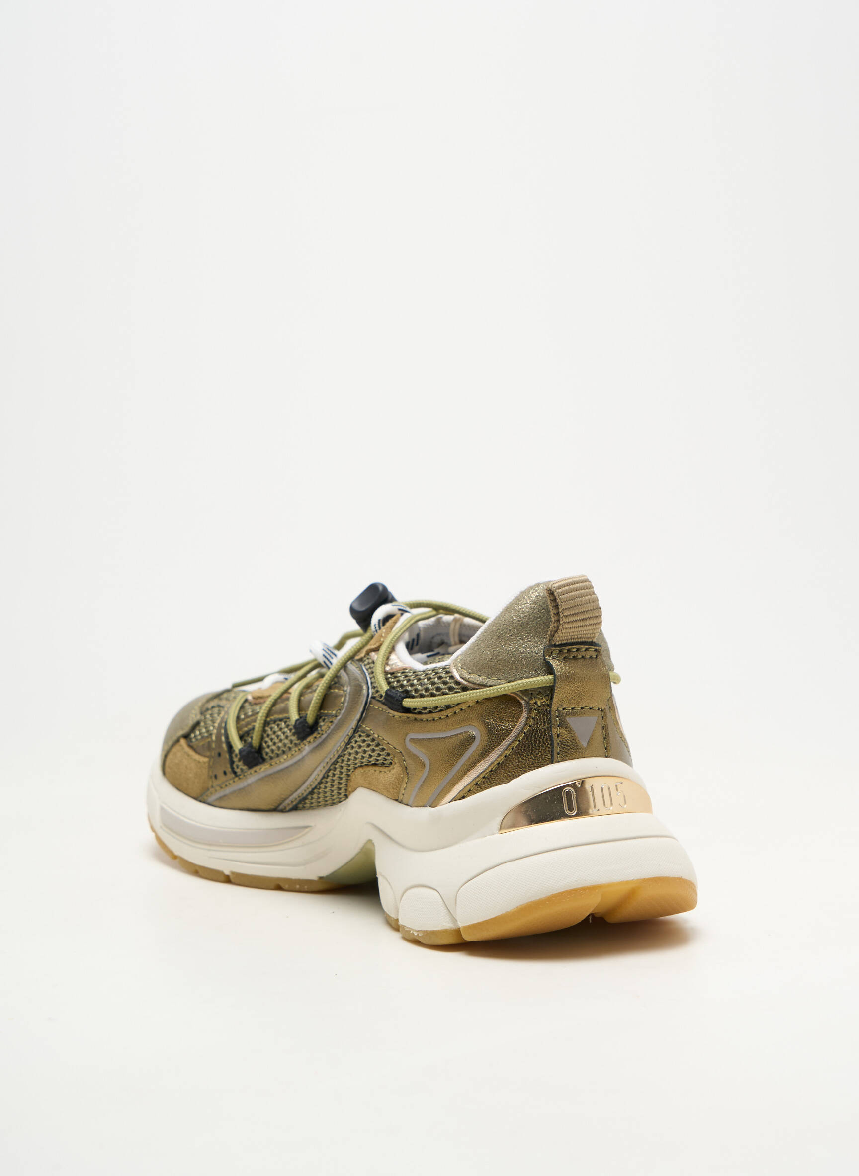 Baskets bout rond talon plat jusqu'à 3cm vert 0-105 femme