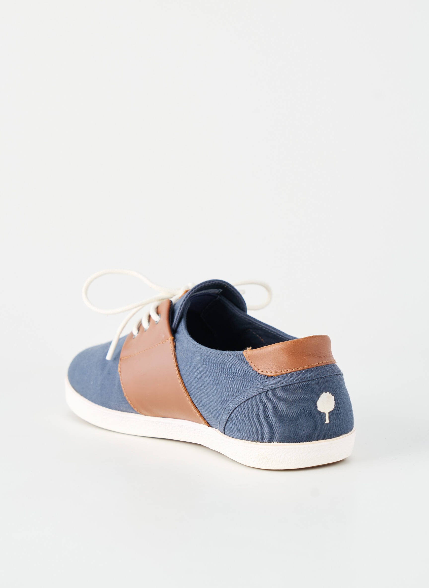 Baskets matière lisse bout rond bleu FAGUO homme