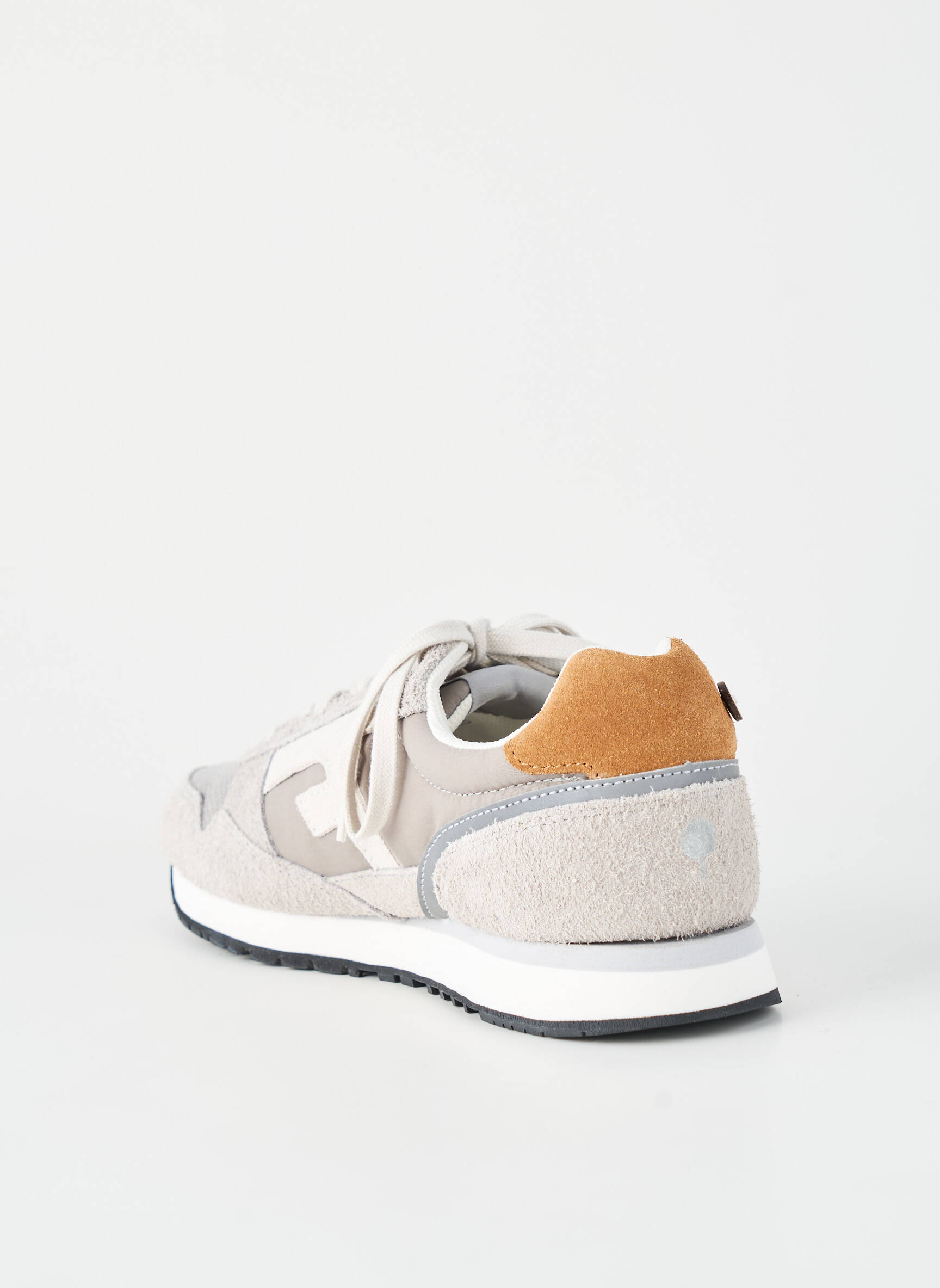 Baskets nubuck bout rond gris FAGUO homme