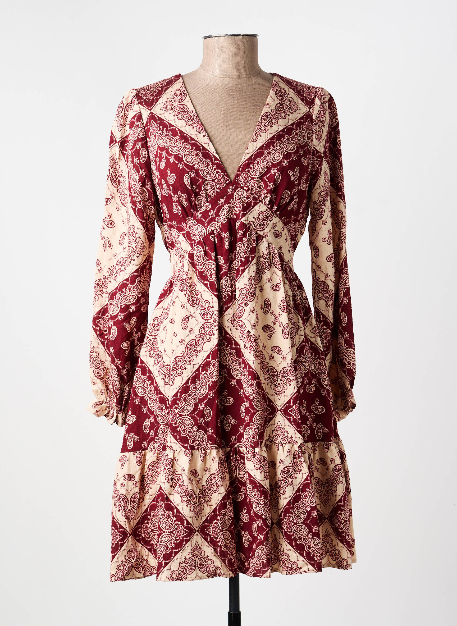 Robe courte manches longues manches longues rouge IN APRIL 1986 femme