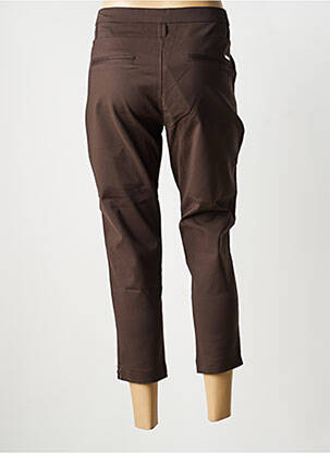 Pantalon 7/8 fermeture zippée sous rabat boutonné taille normale marron CHIC & JEUNE femme