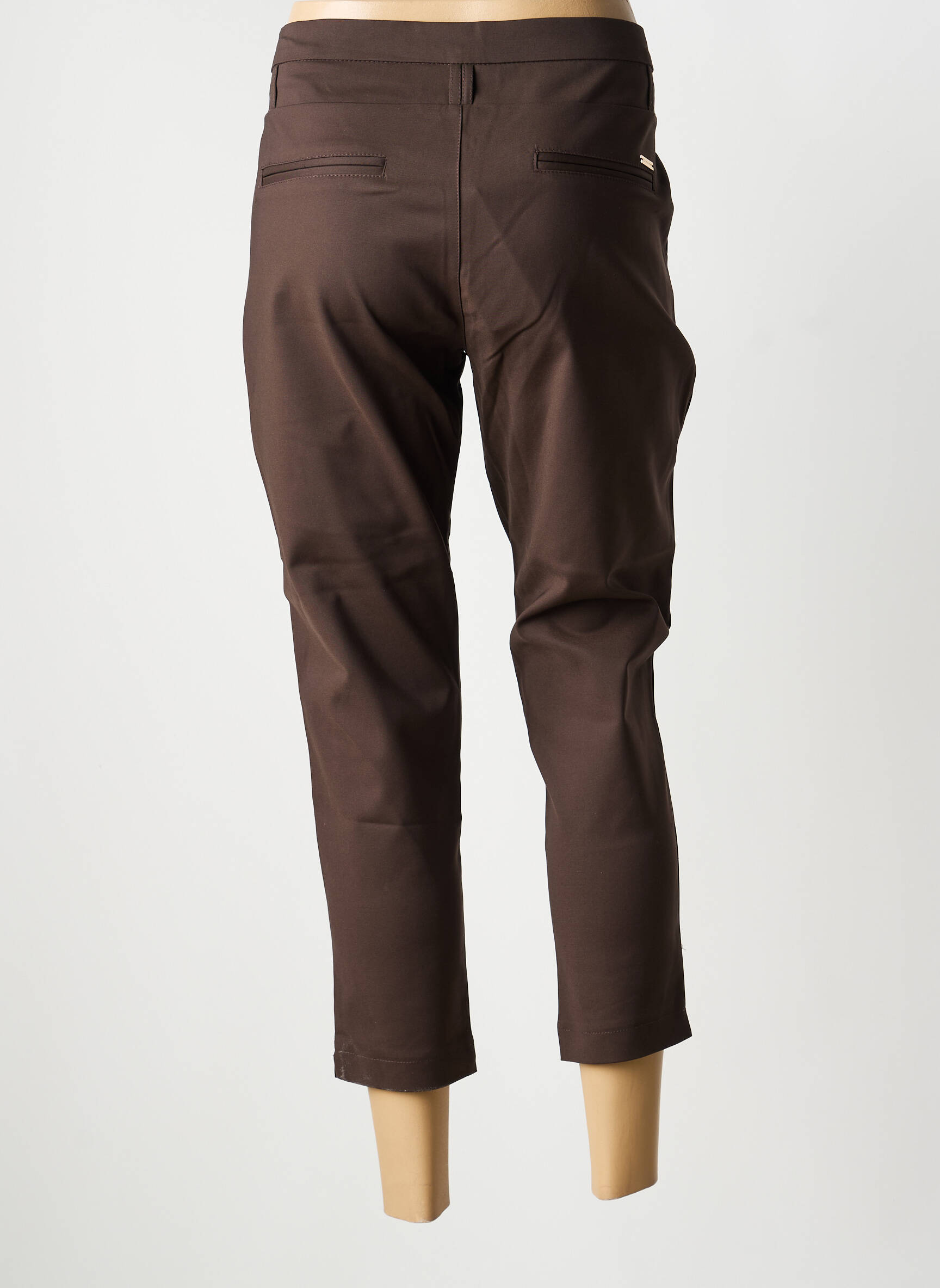 Pantalon 7/8 fermeture zippée sous rabat boutonné taille normale marron CHIC & JEUNE femme