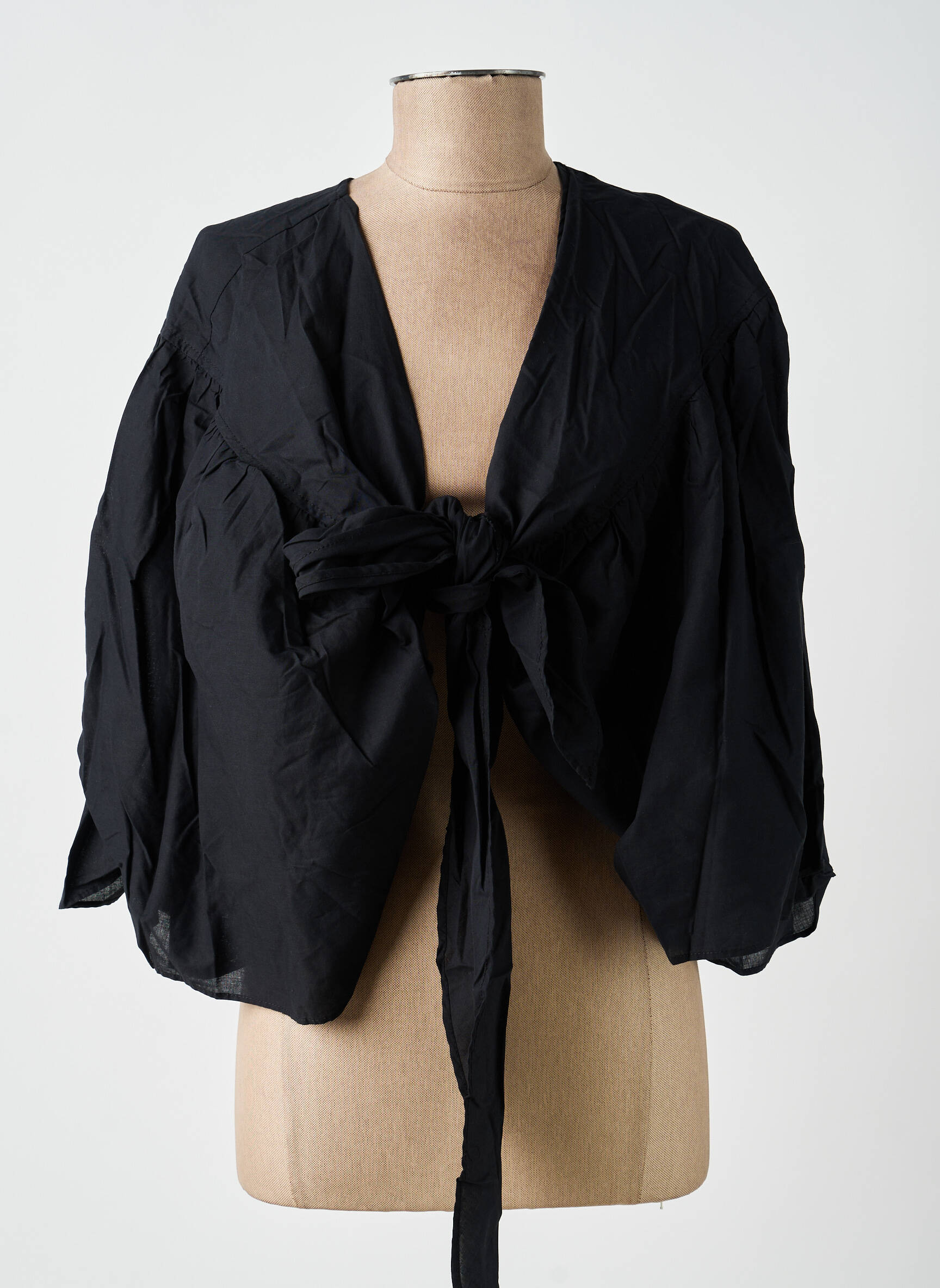 Boléro fermeture liens à nouer noir MAT. femme