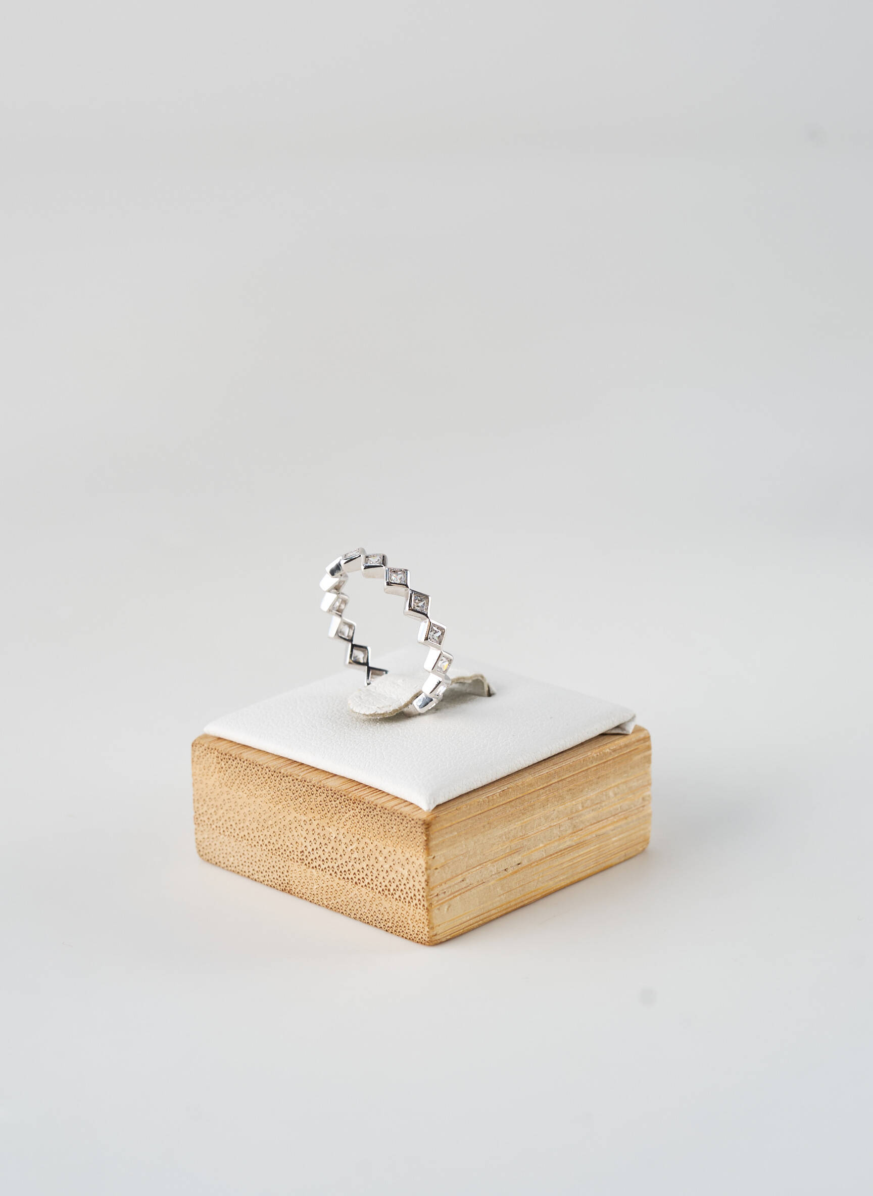 Bague ornement oxyde de zirconium argent TATA GISELE femme