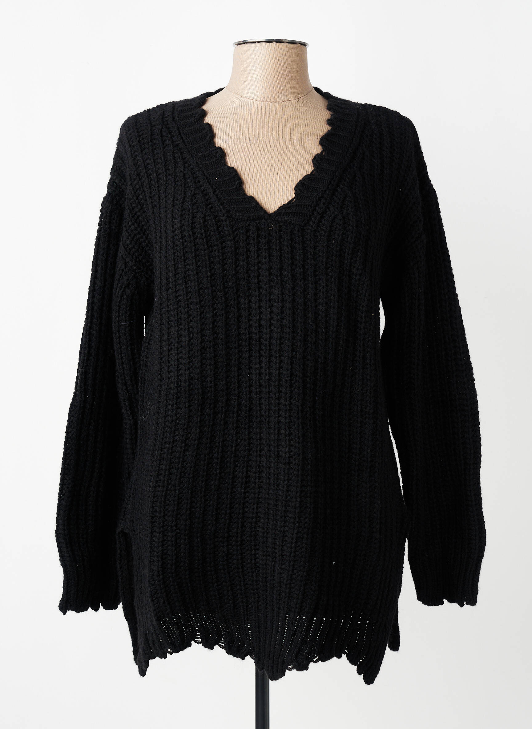 Pull coupe cintrée manches longues noir MARYLEY femme