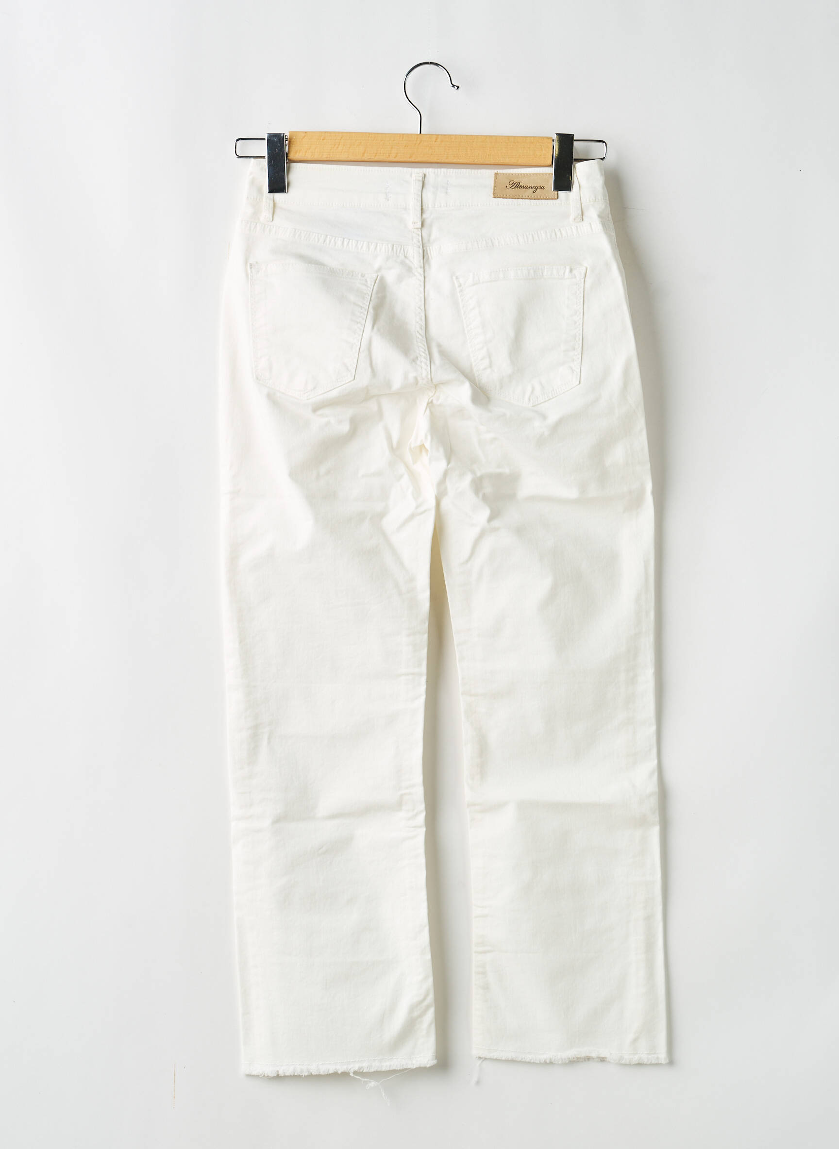 Jeans coupe droite taille haute taille haute blanc ALMANEGRA femme