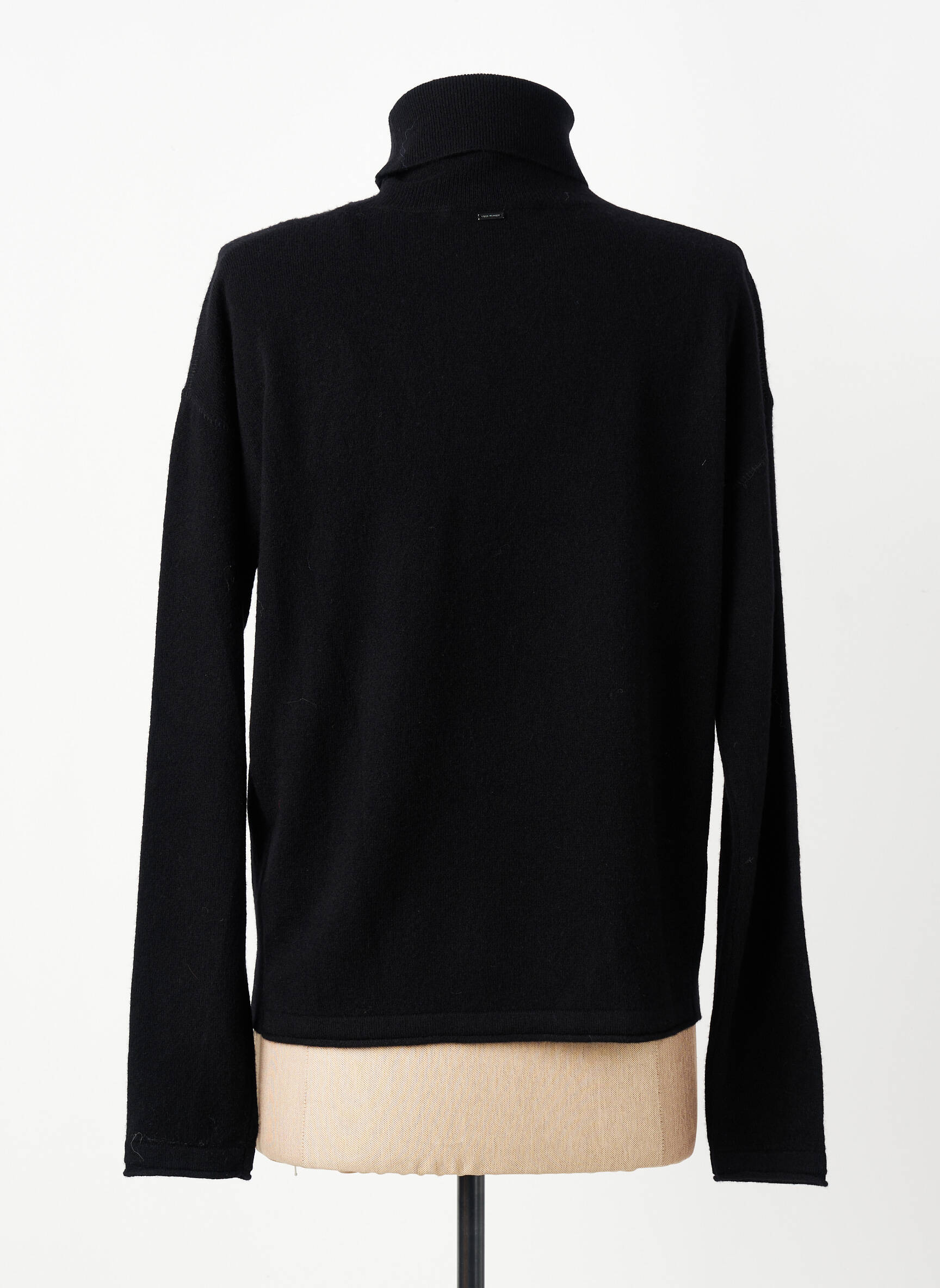 Pull col roulé coupe droite manches longues noir IKKS femme