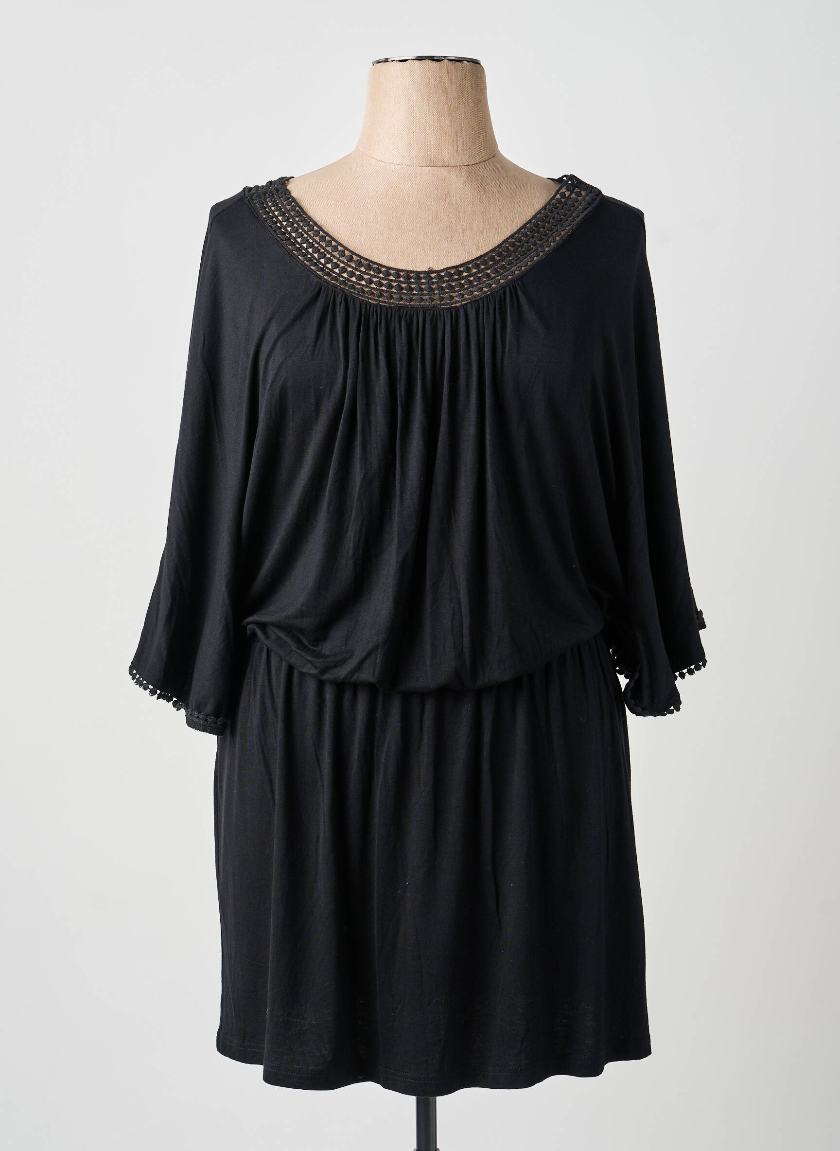 Robe mi-longue coupe fluide manches longues noir MIRA TAREN femme