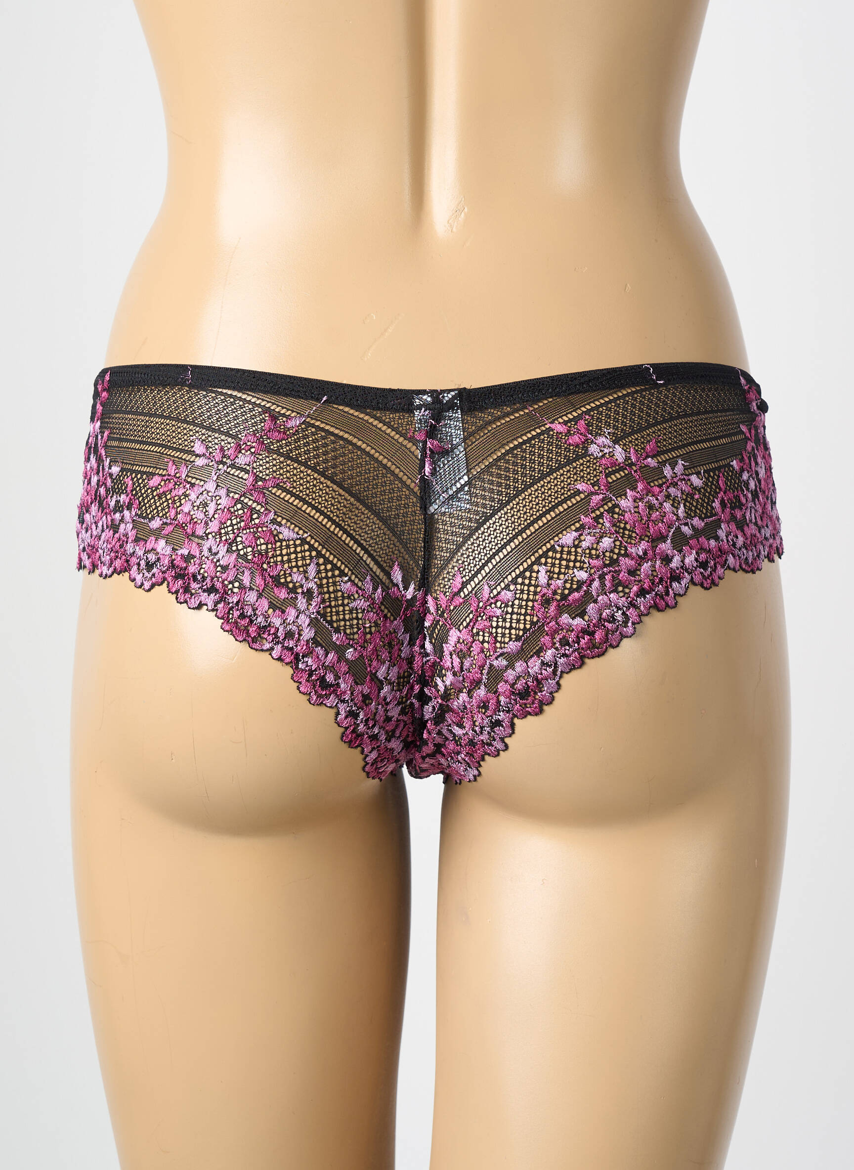 Tanga légère et transparente noir WACOAL femme