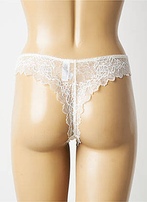 Tanga effet matière satinée beige WACOAL femme