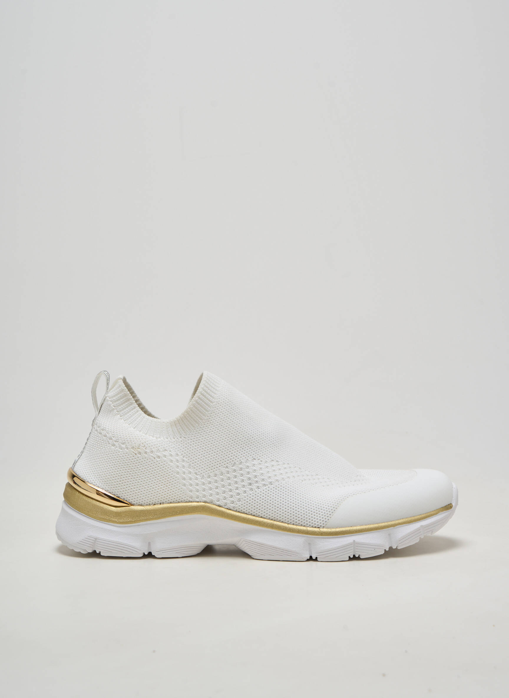 Baskets bout rond talon plat jusqu'à 3cm blanc XTI femme