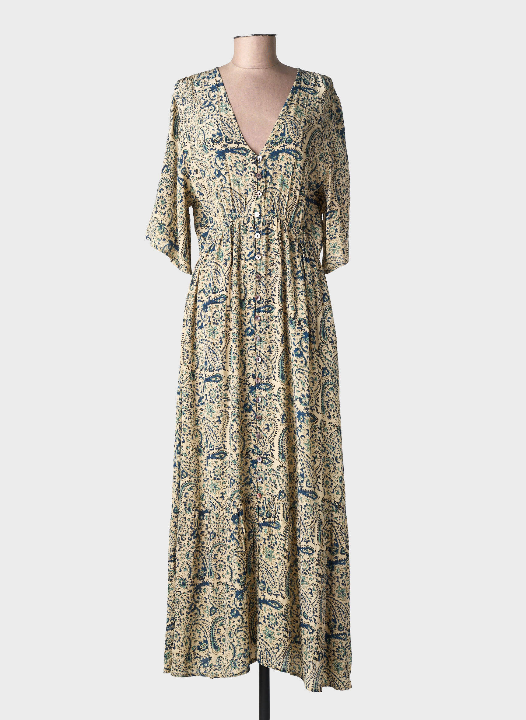Robe longue manches longues manches longues beige MAISON HOTEL femme