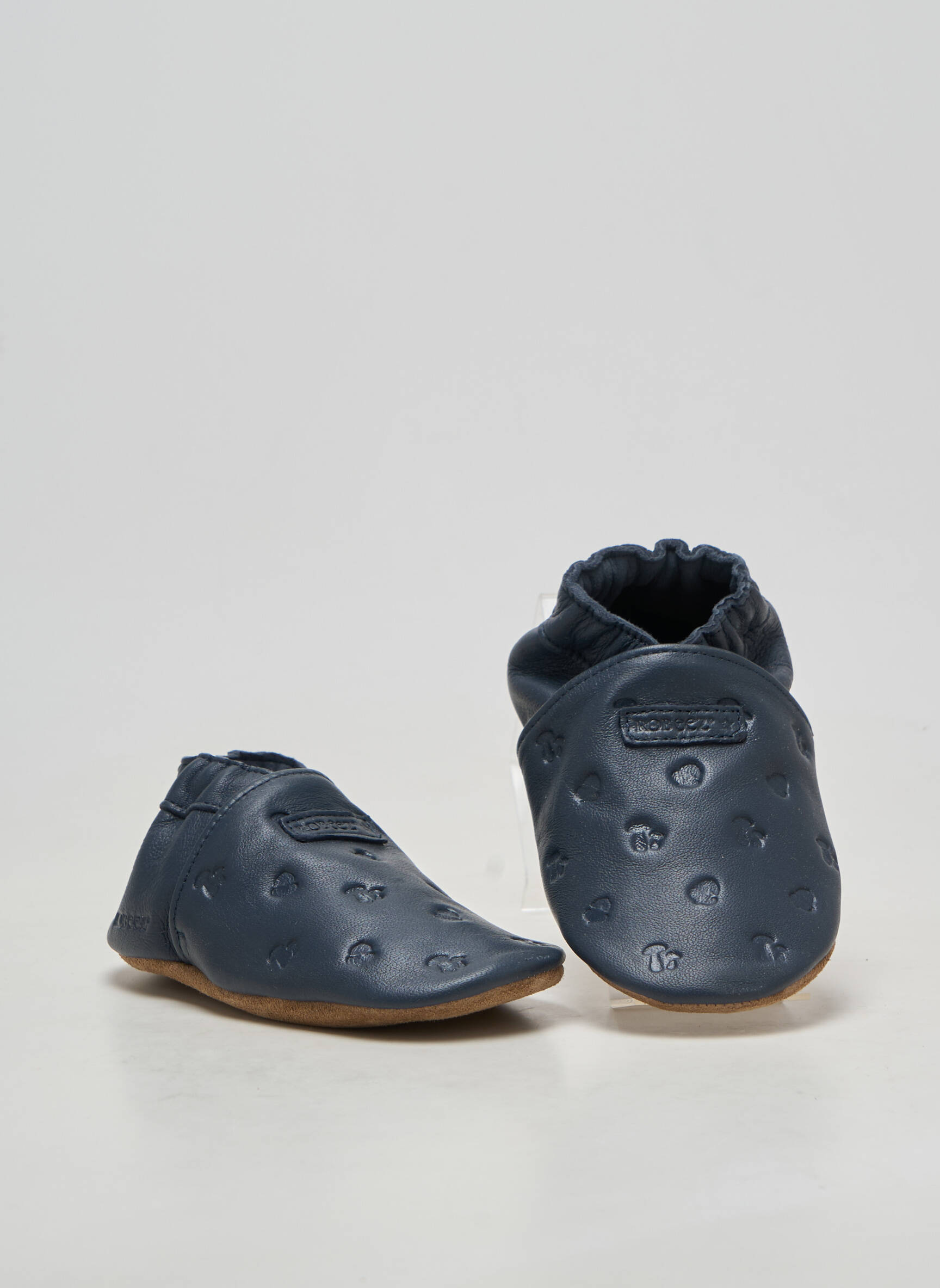 Chaussons/pantoufles matière lisse bout rond bleu ROBEEZ garçon