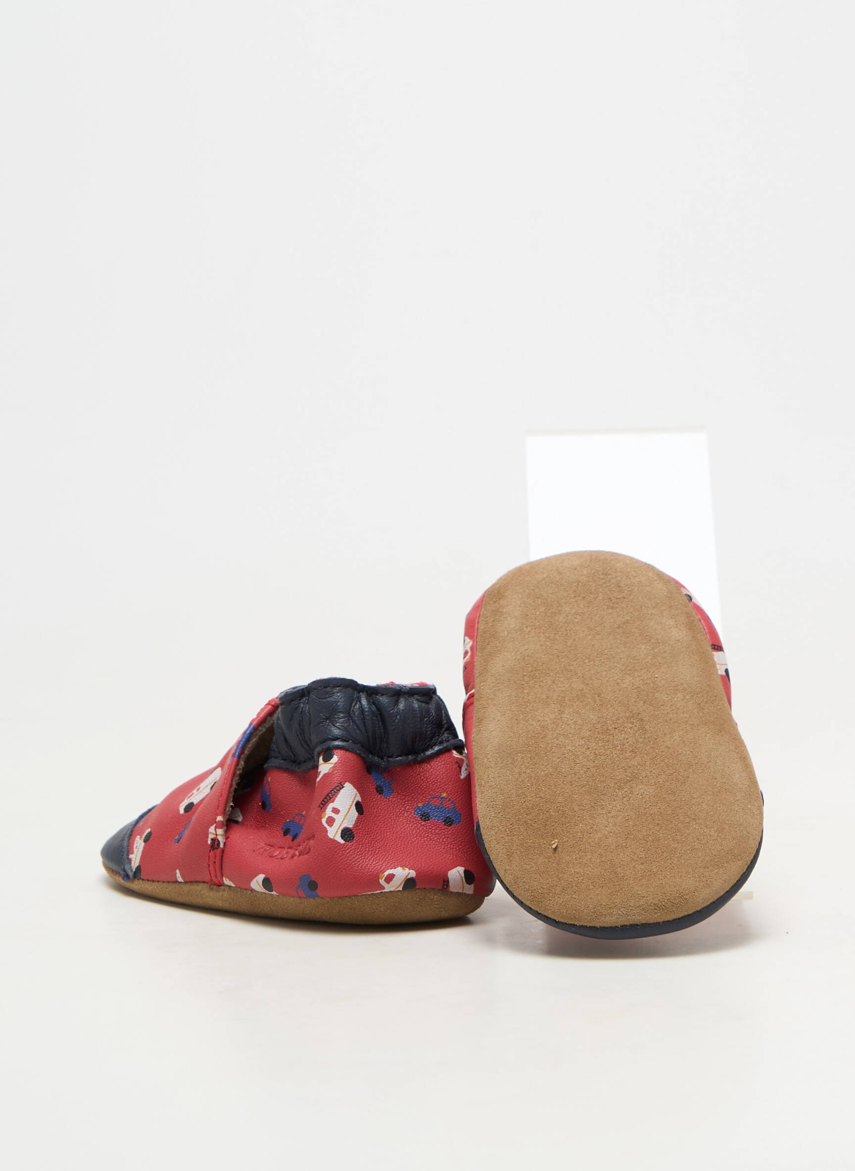 Chaussons/pantoufles matière lisse bout rond rouge ROBEEZ garçon