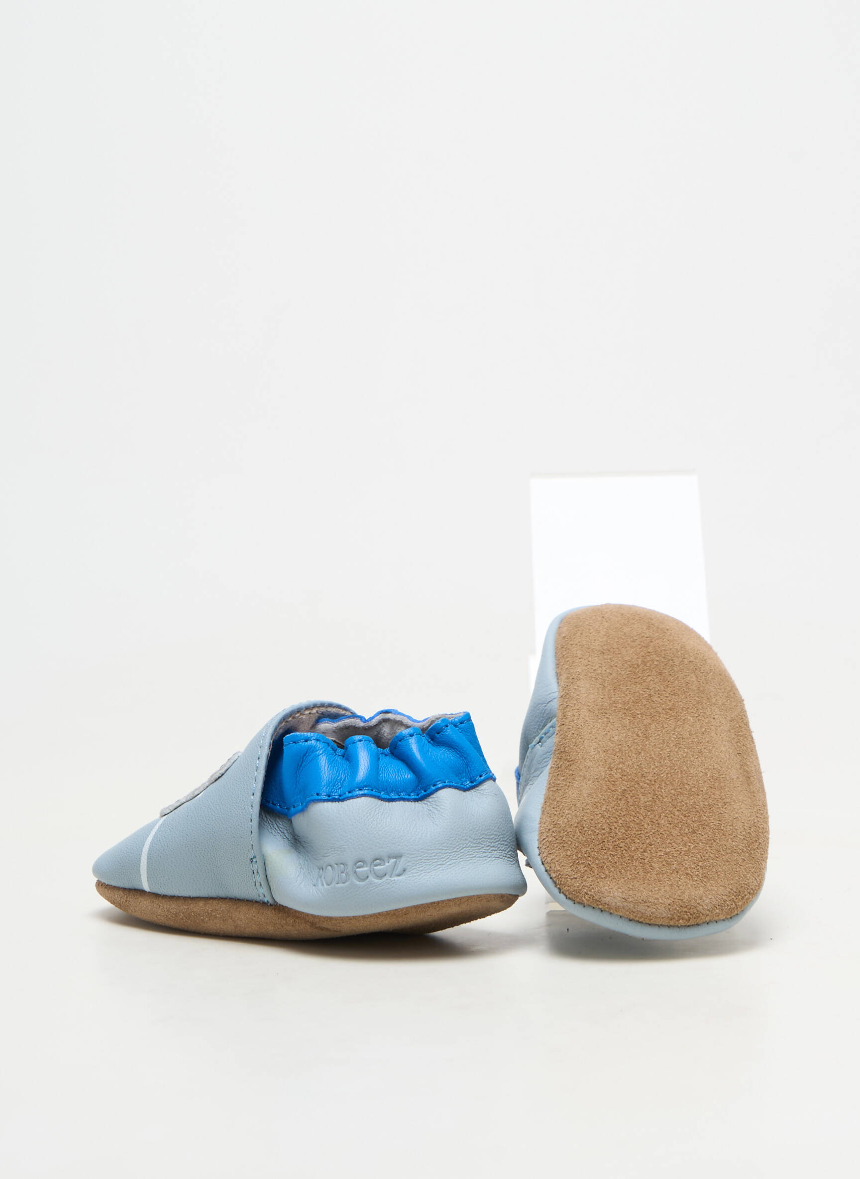 Chaussons/pantoufles matière lisse bout rond bleu ROBEEZ garçon