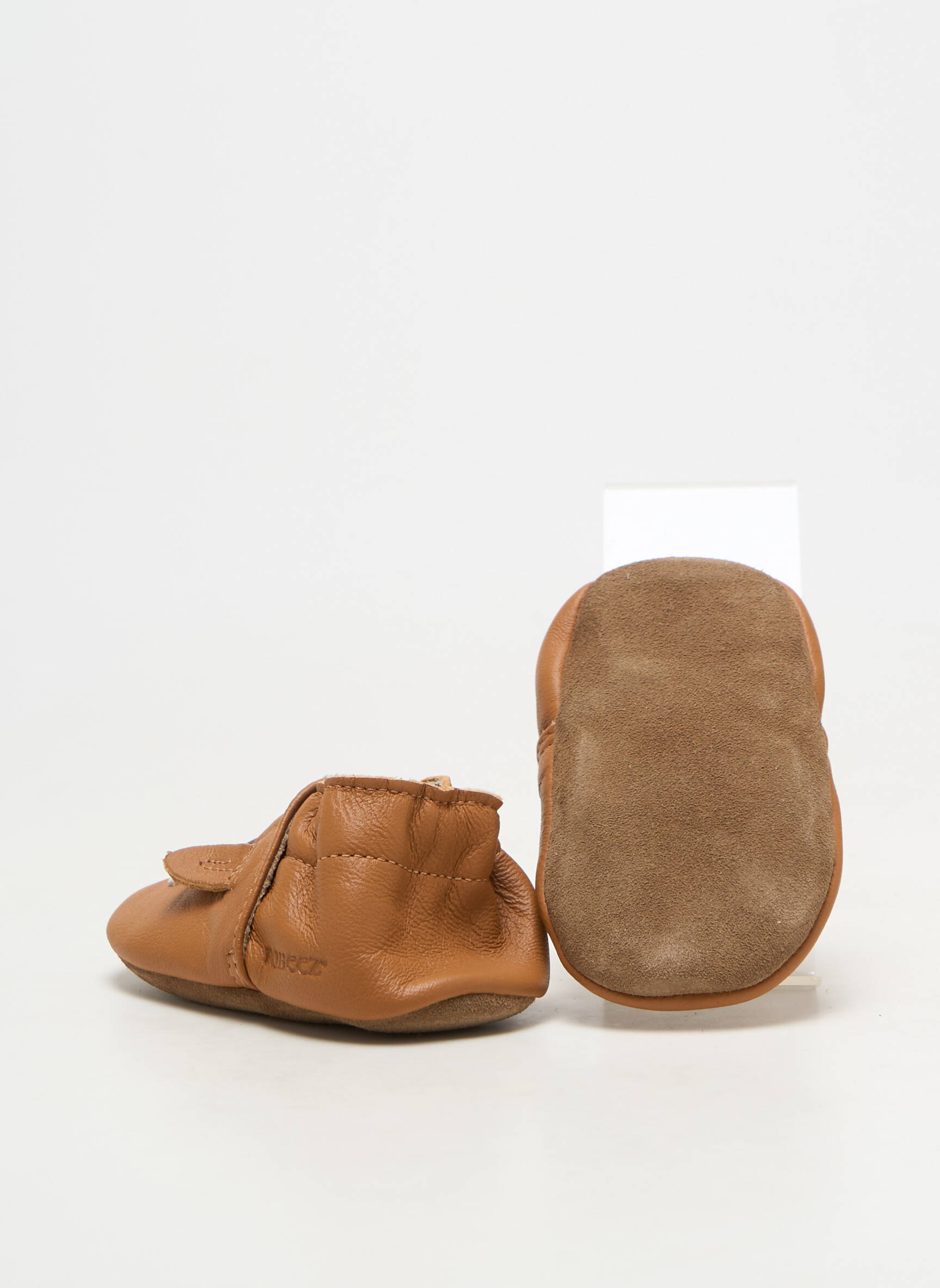 Chaussons/pantoufles matière lisse bout rond marron ROBEEZ garçon