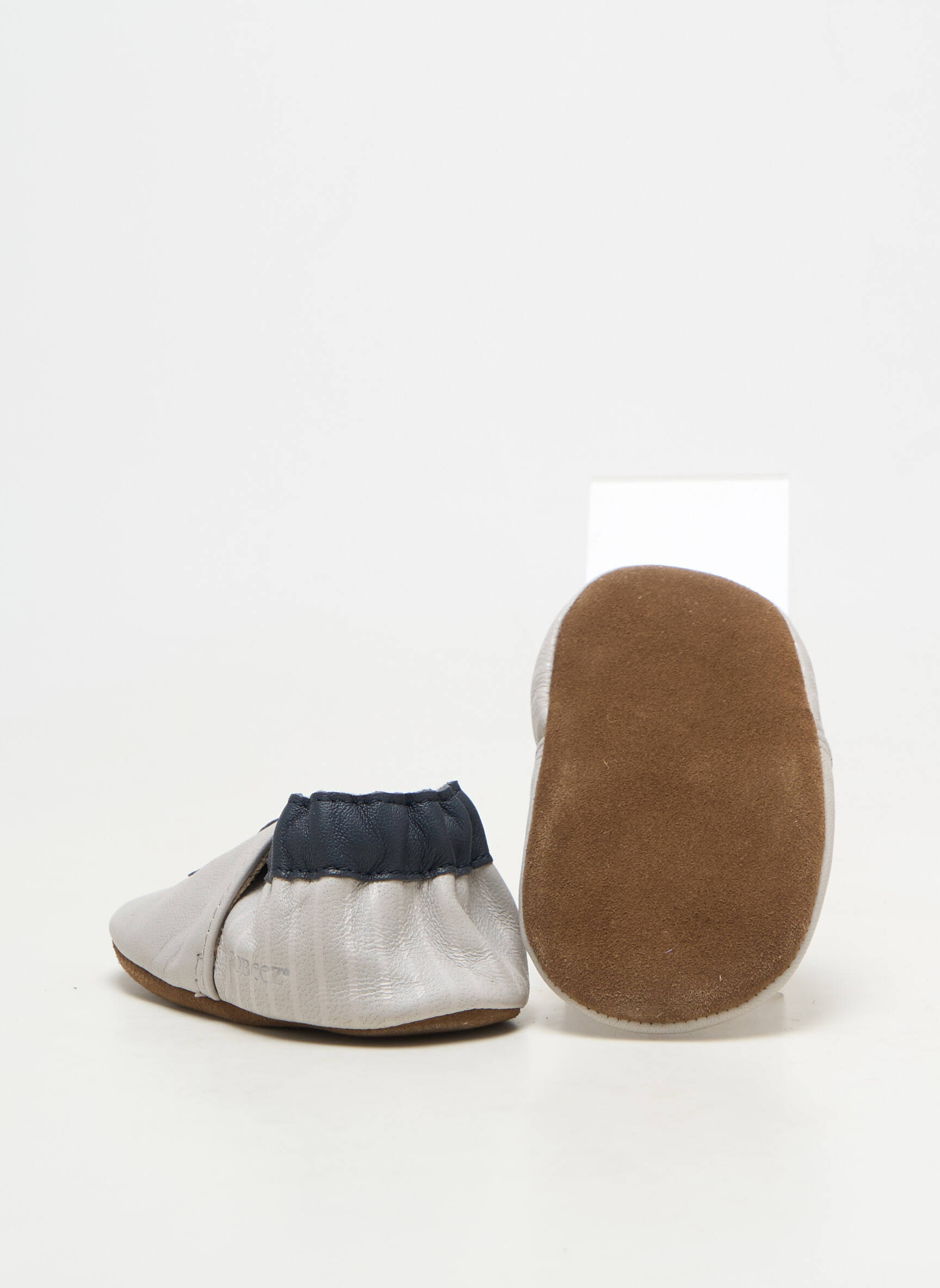 Chaussons/pantoufles matière lisse bout rond gris ROBEEZ garçon