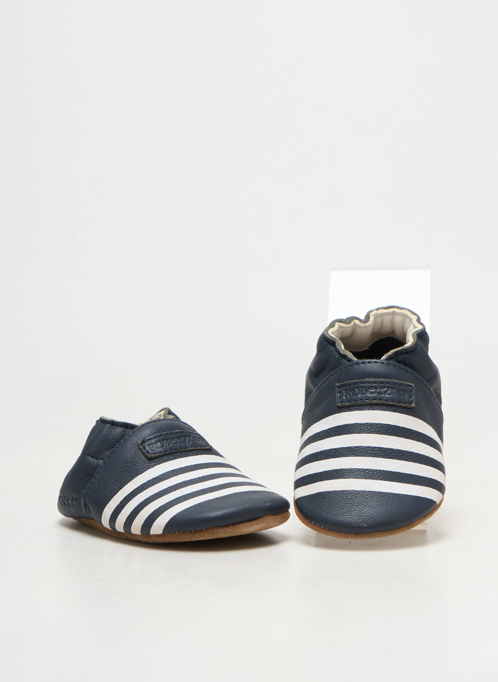 Chaussons/pantoufles matière lisse bout rond bleu ROBEEZ garçon