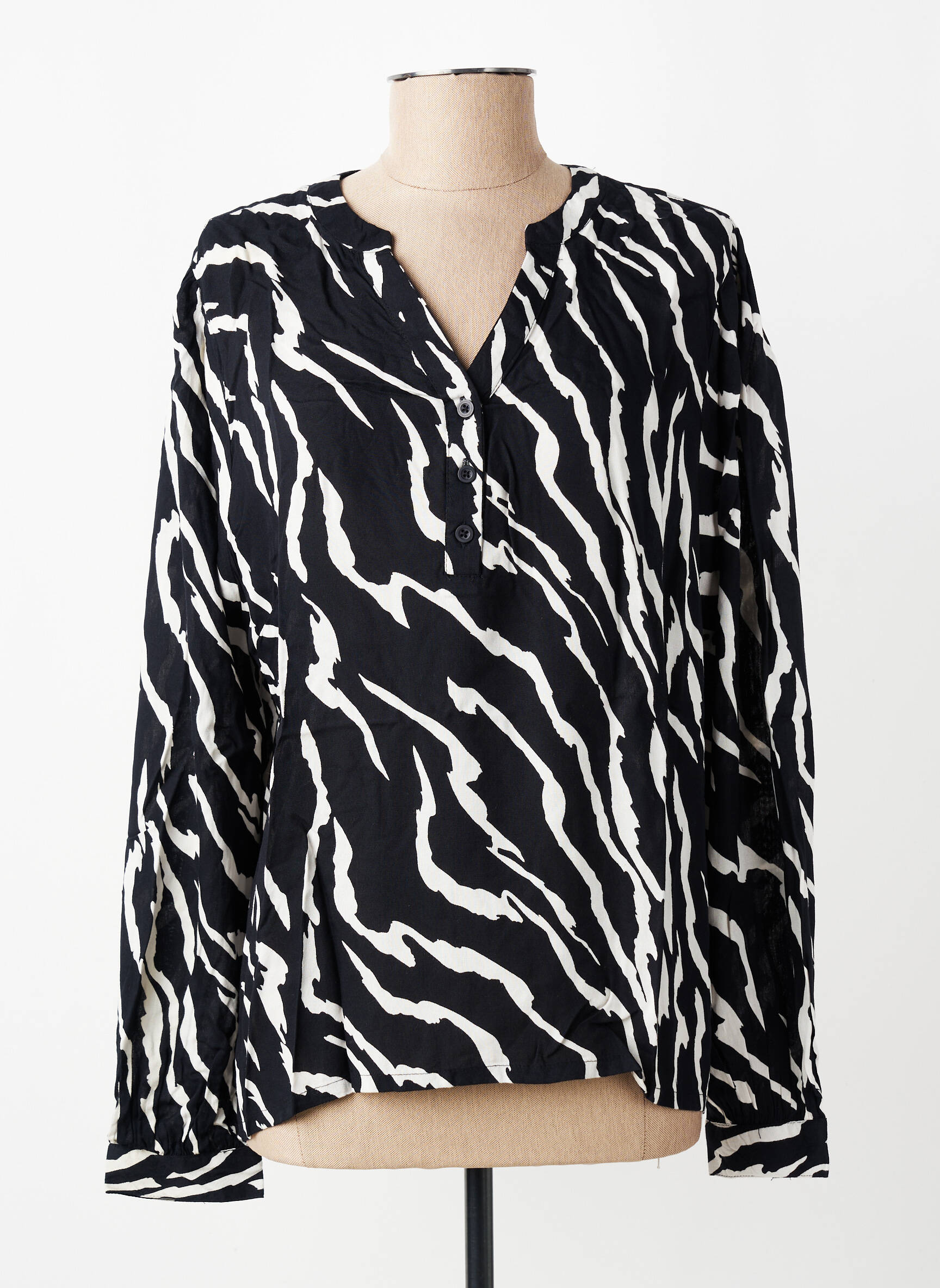 Top coupe fluide manches longues noir KAFFE femme