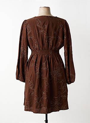 Robe mi-longue tissage crêpe manches longues marron MAELLE femme