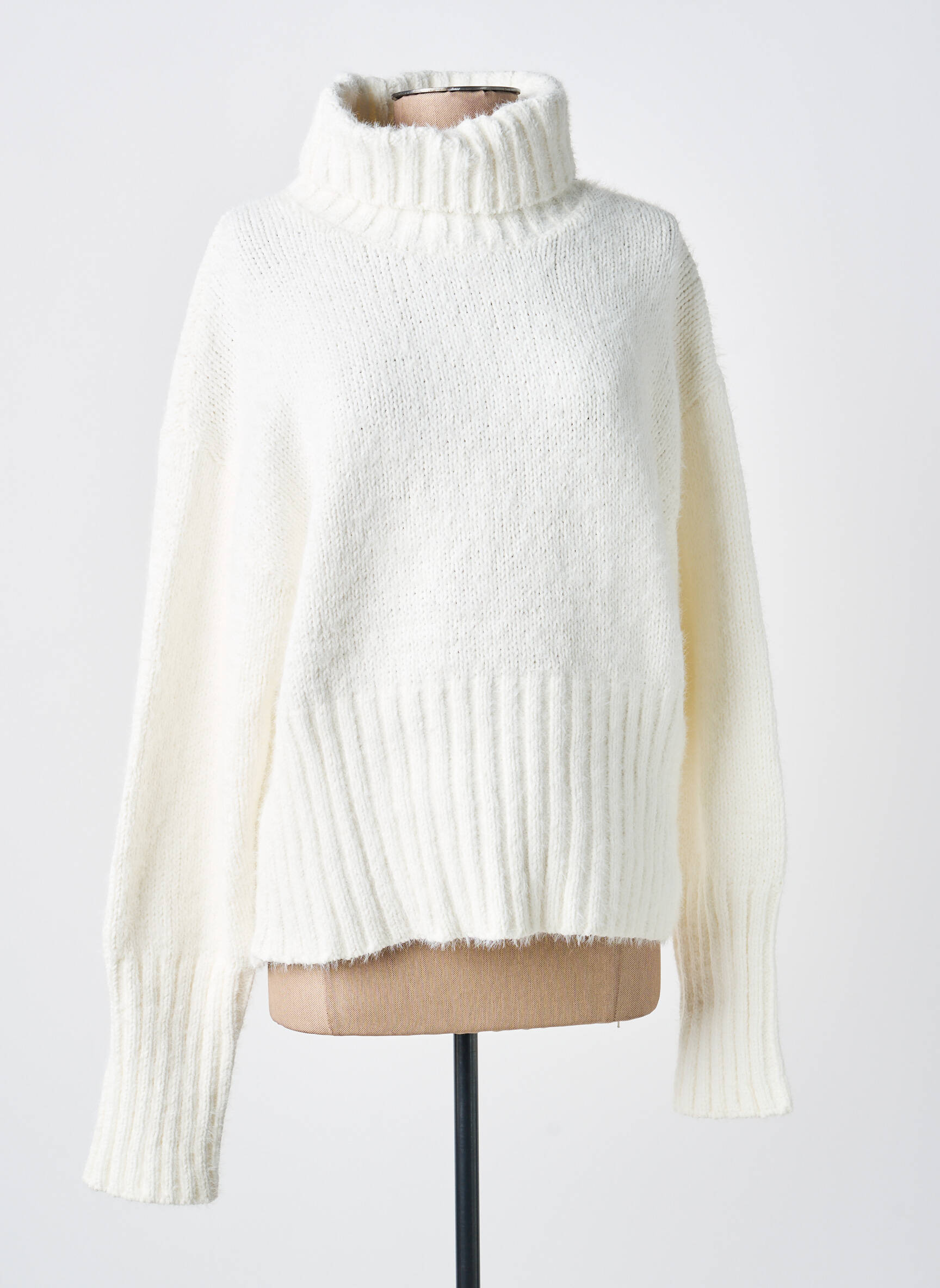 Pull col roulé coupe droite manches longues blanc TIFFOSI femme
