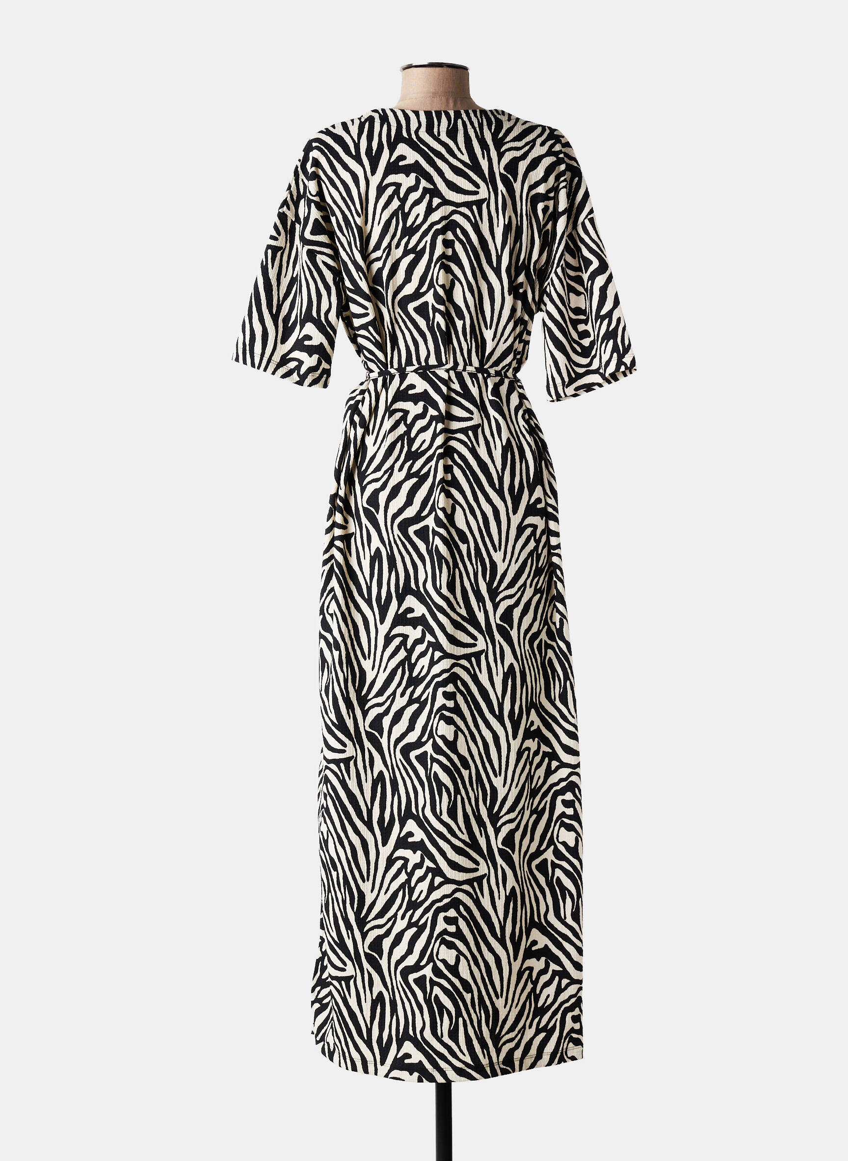 Robe longue manches courtes manches courtes noir KAFFE femme