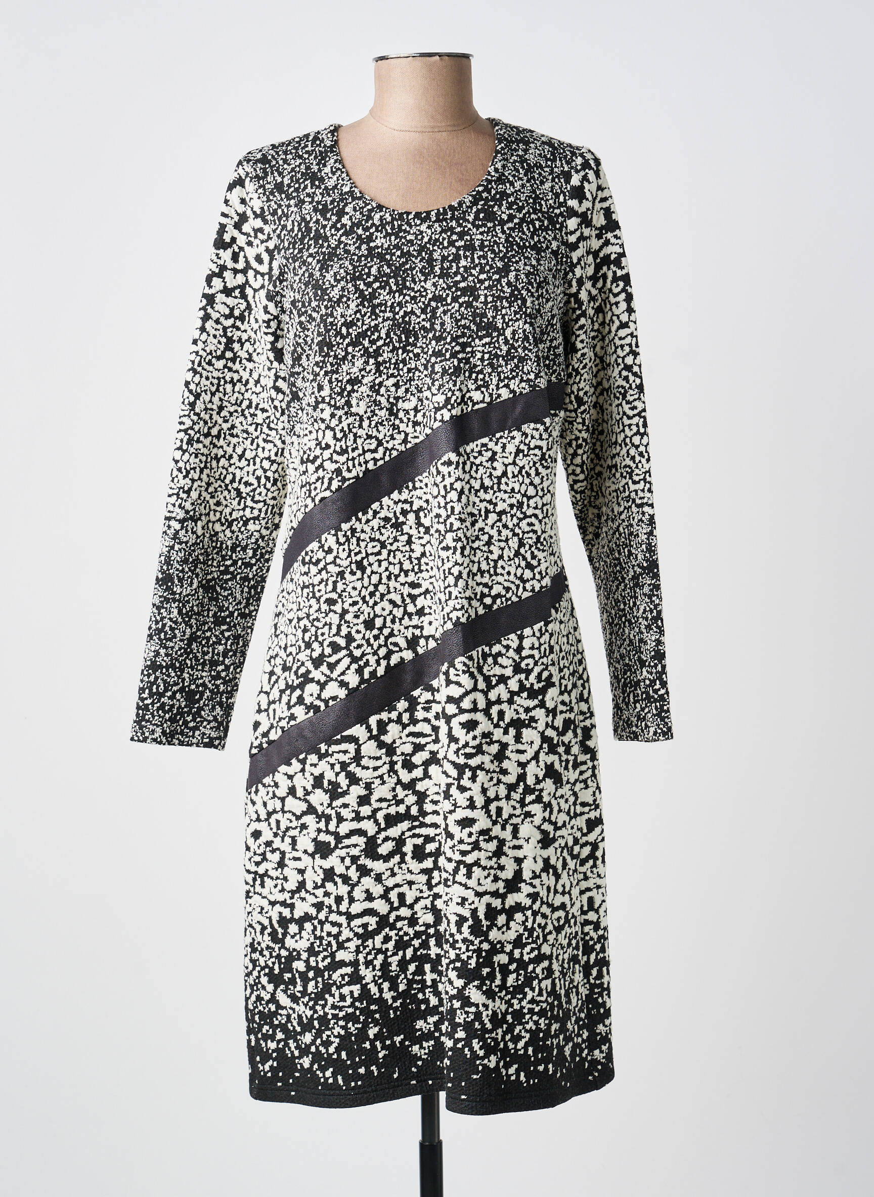 Robe mi-longue manches longues manches longues noir GUY DUBOUIS femme