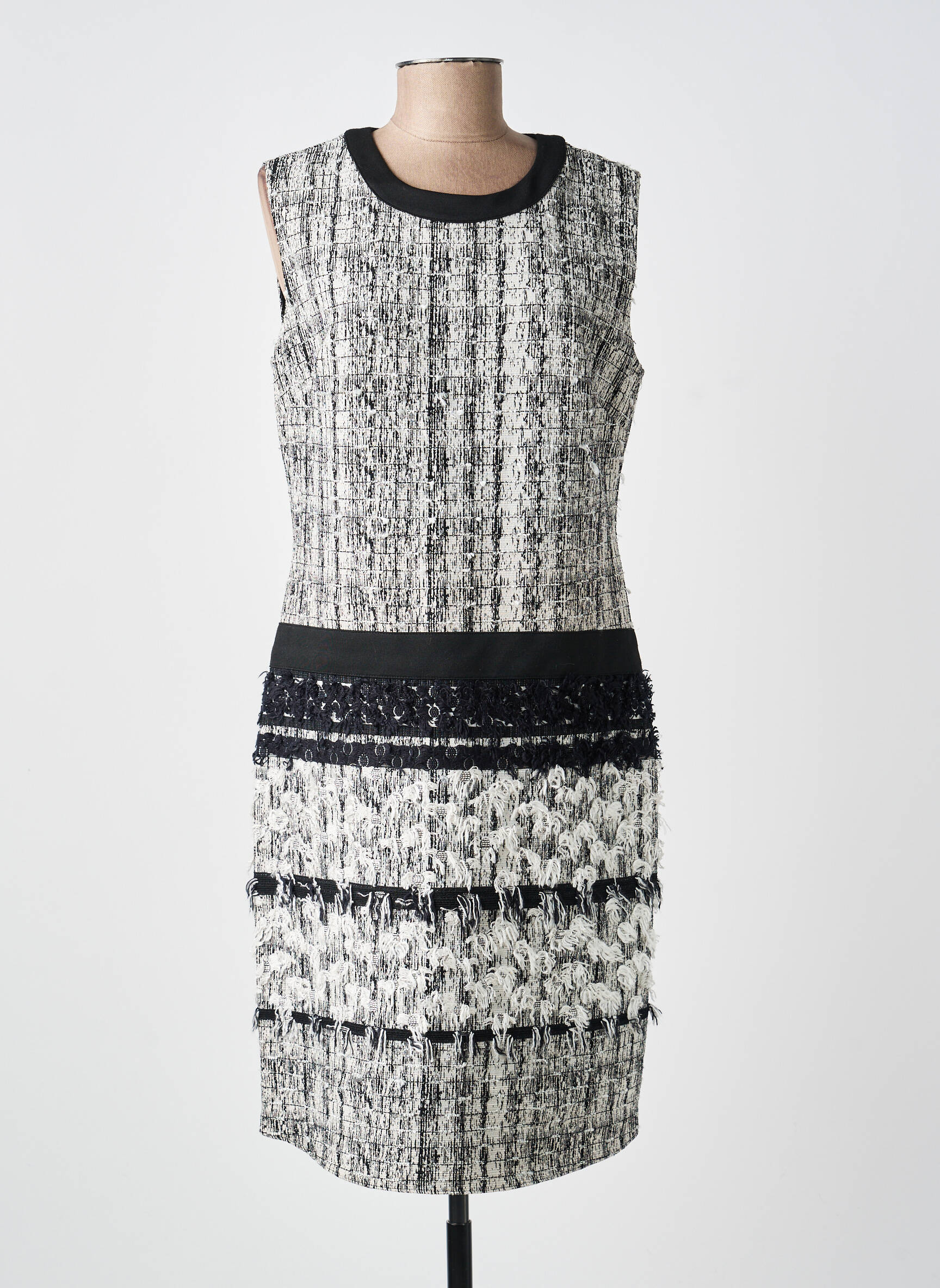 Robe mi-longue sans manche sans manche noir MERI & ESCA femme
