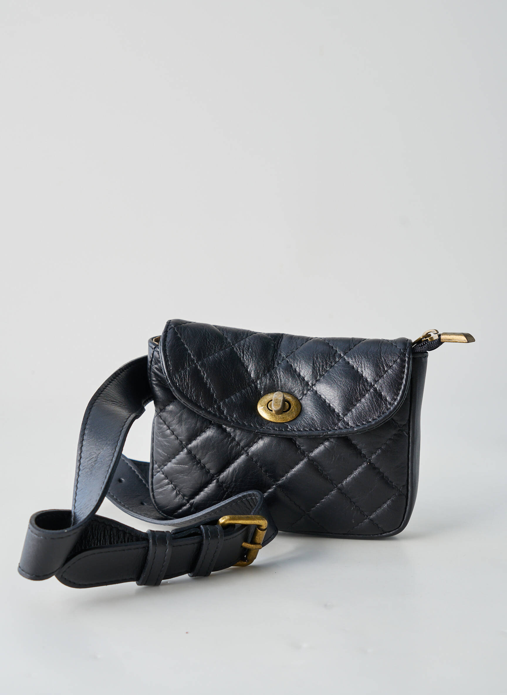 Sac cuir grainé forme rectangulaire noir LANGO'S femme