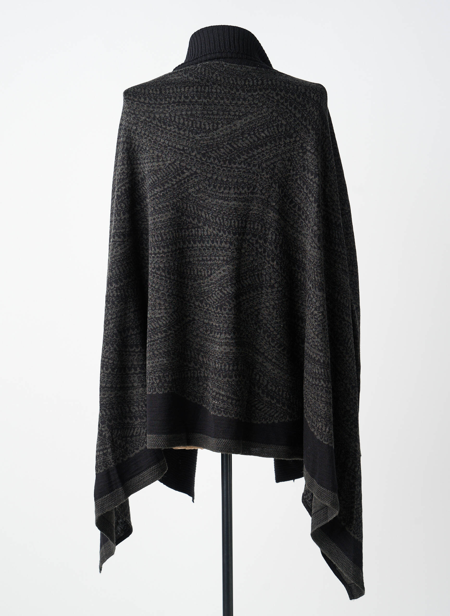 Gilet manches longues col châle noir KATMAI femme