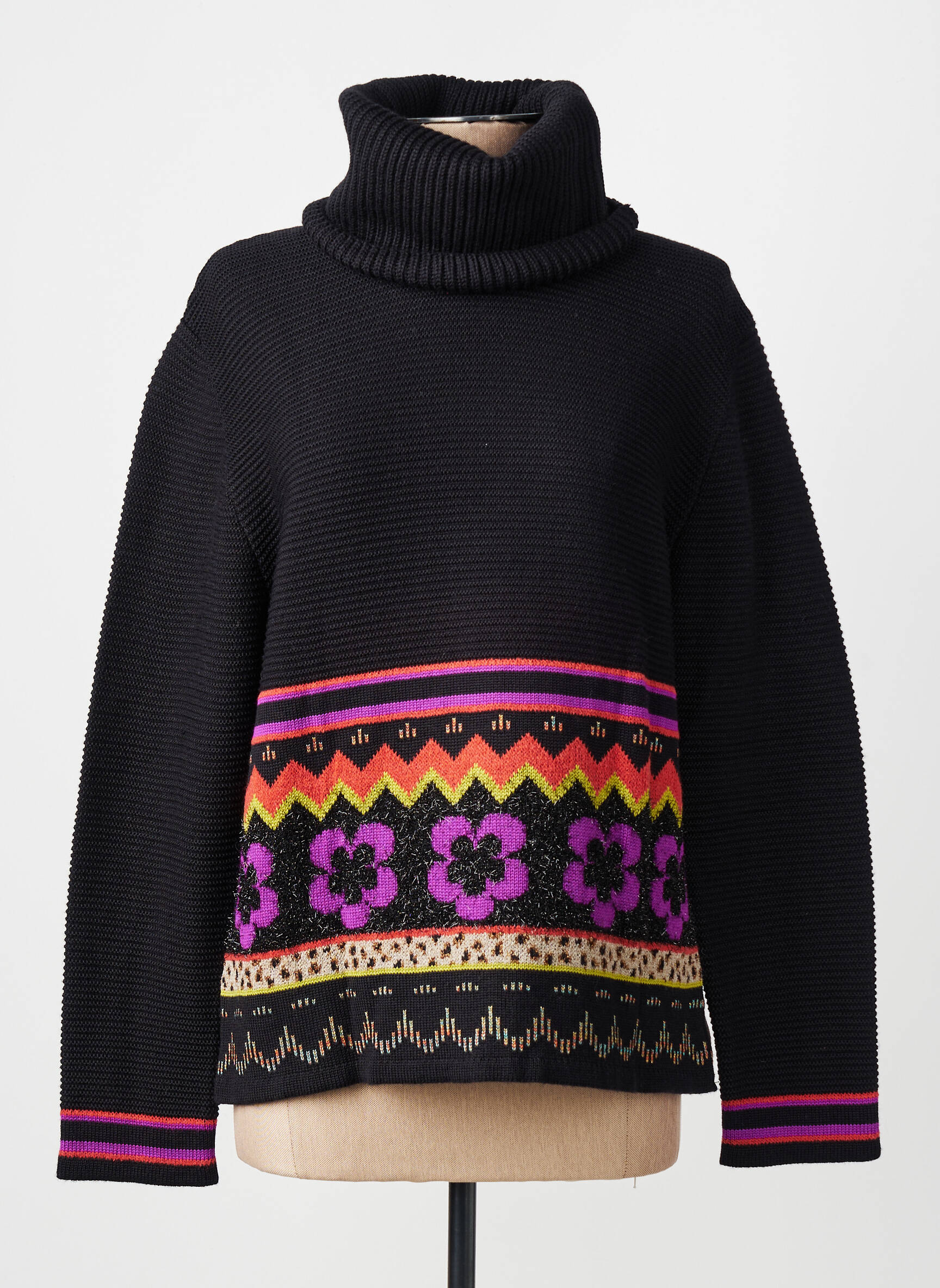 Pull col roulé coupe droite manches longues noir FINETTE femme