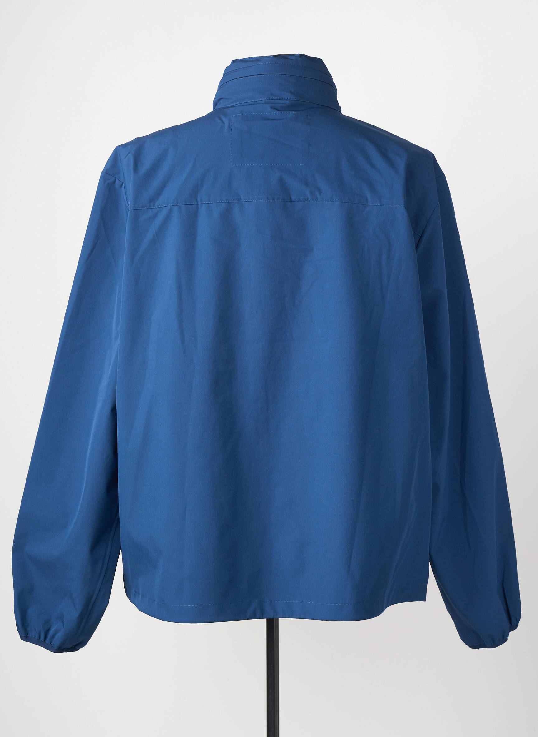 Coupe-vent resserrée sur le bas a capuche bleu SERGE BLANCO homme