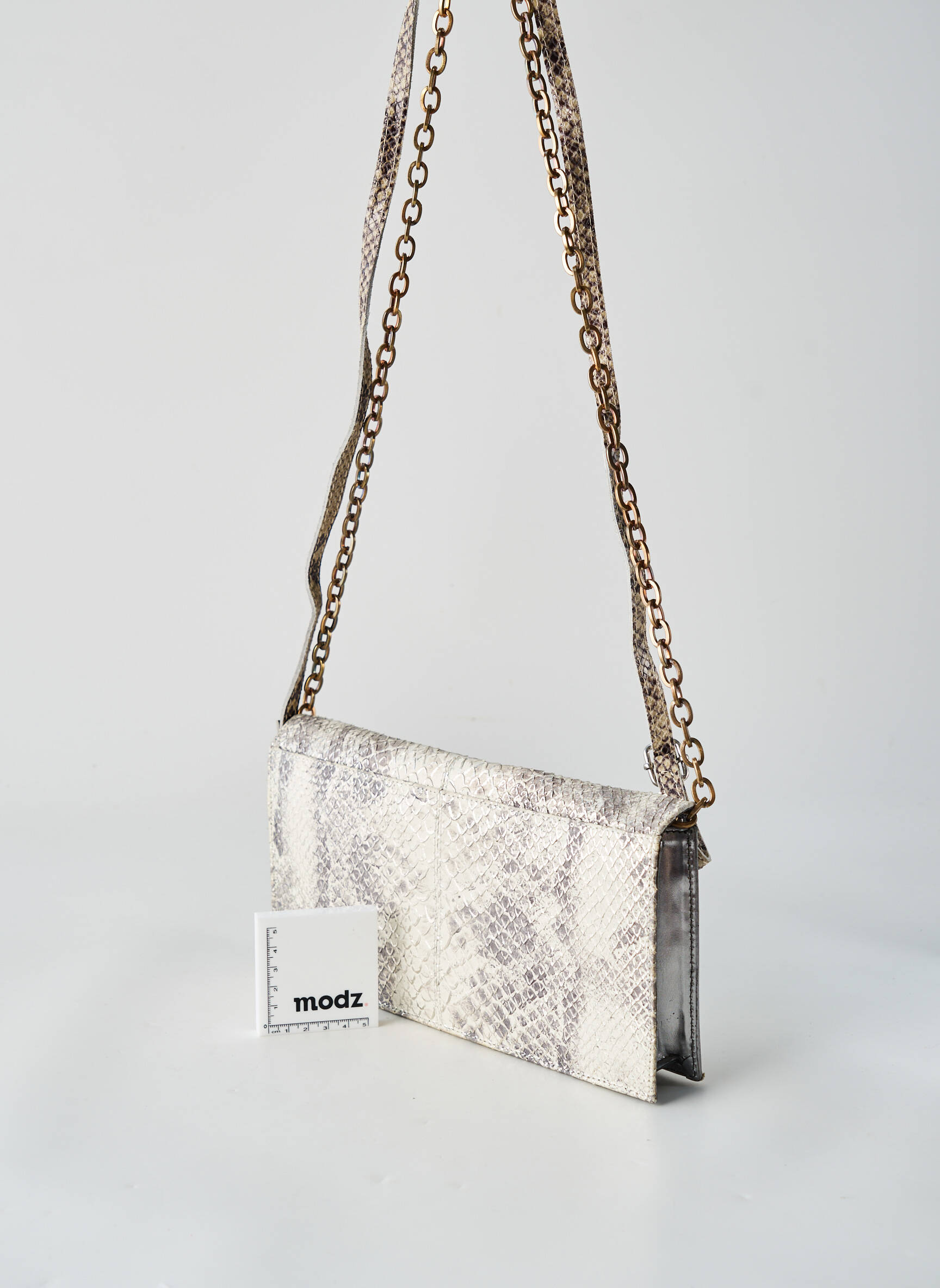 Sac multipoches forme rectangulaire argent JOAQUIM FERRER femme