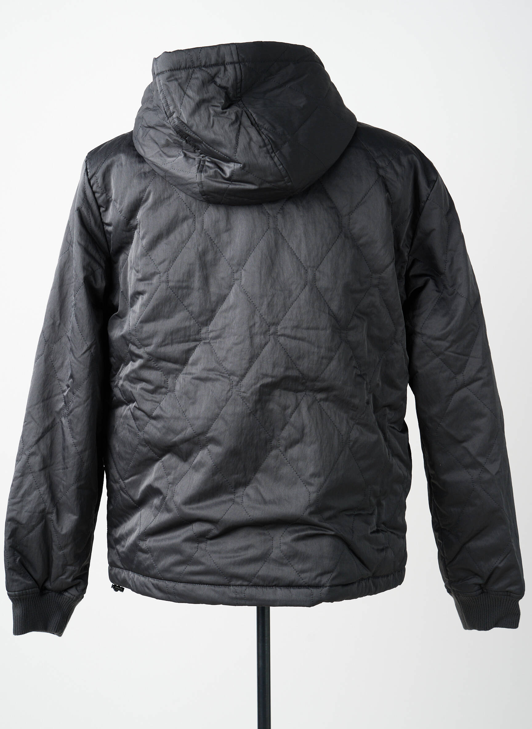 Doudoune manches longues a capuche noir GUESS homme