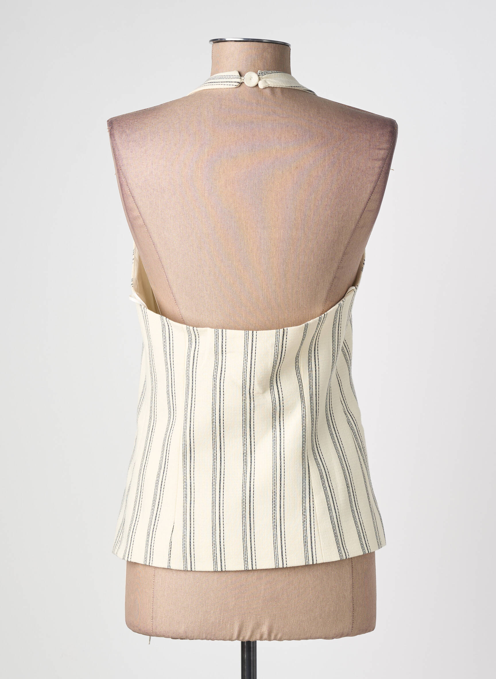 Top coupe cintrée sans manche beige GRACE & MILA femme