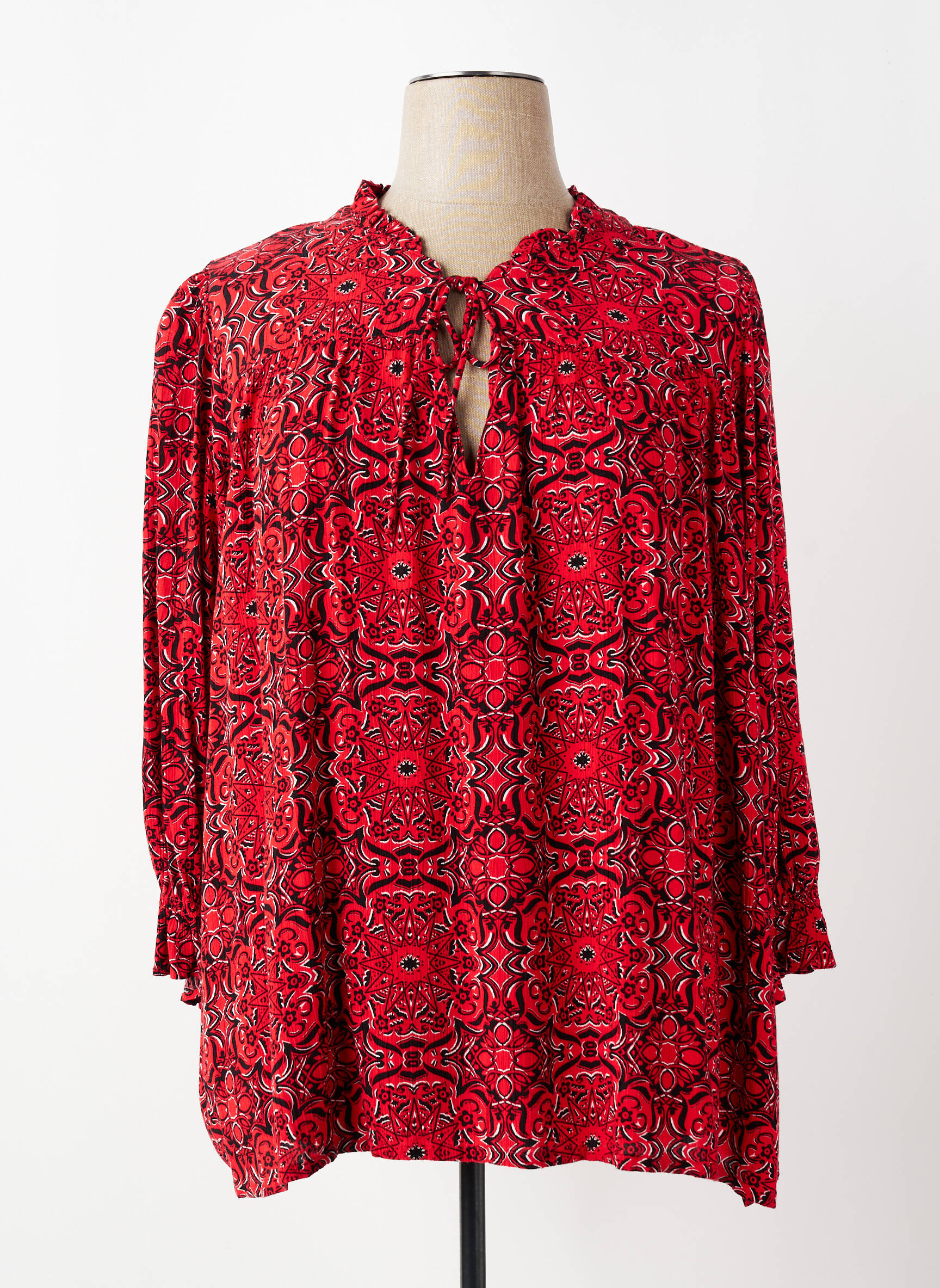 Blouse imprimé fleurs manches longues rouge ONLY CARMAKOMA femme