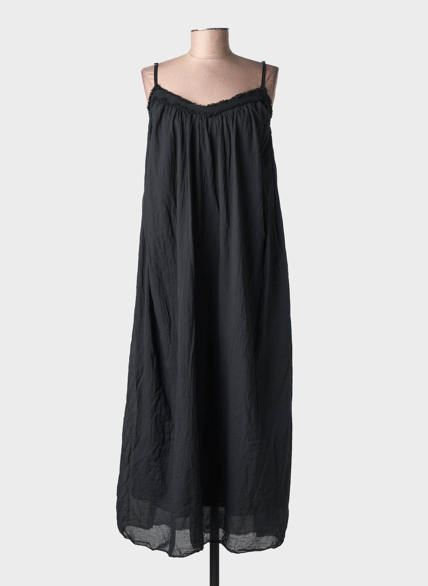 Robe longue coupe fluide fines bretelles noir NEW COLLECTION femme