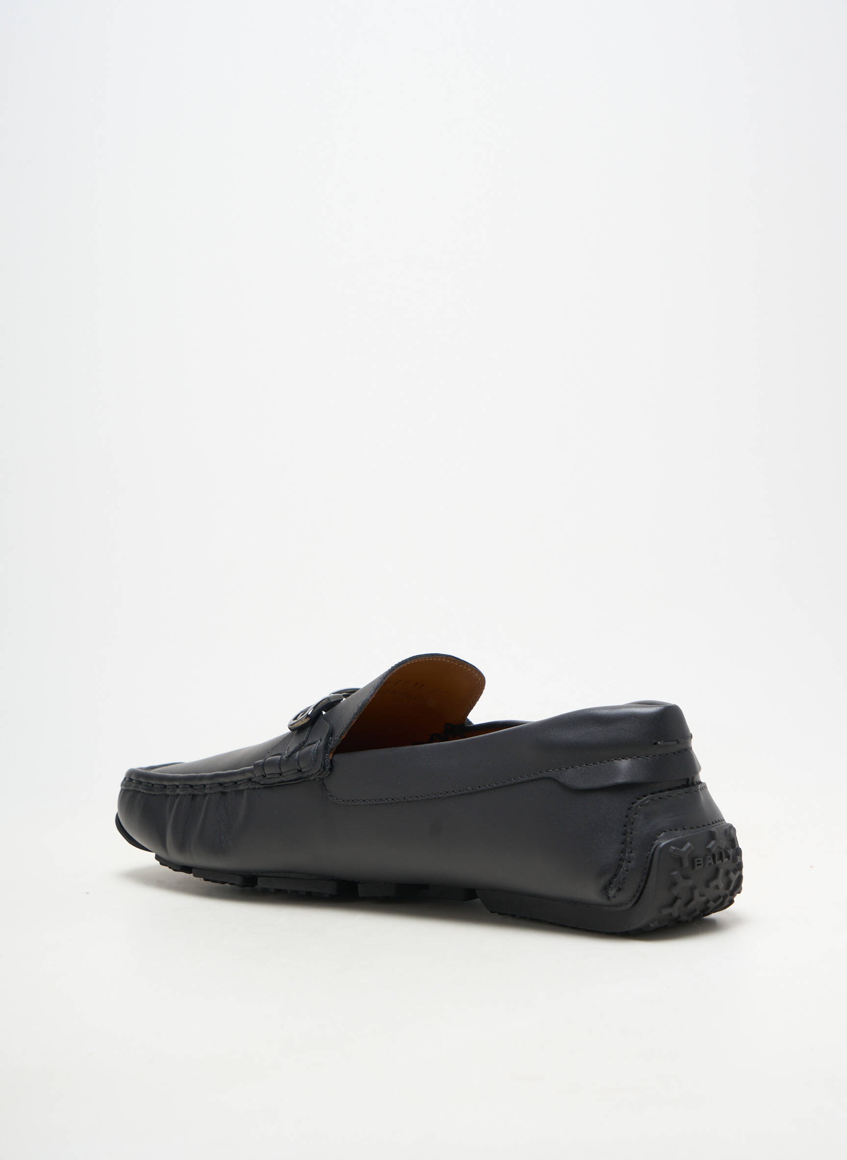 Chaussures bâteau matière lisse bout rond noir BALLY homme