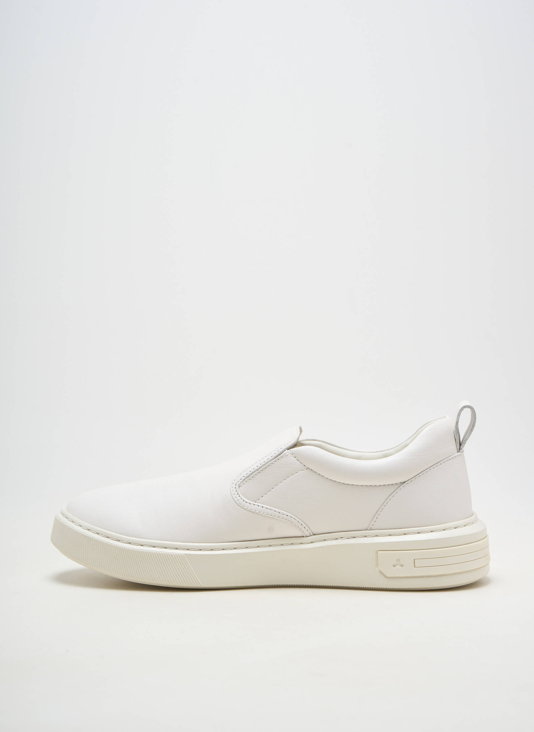 Baskets matière lisse bout rond blanc BALLY homme